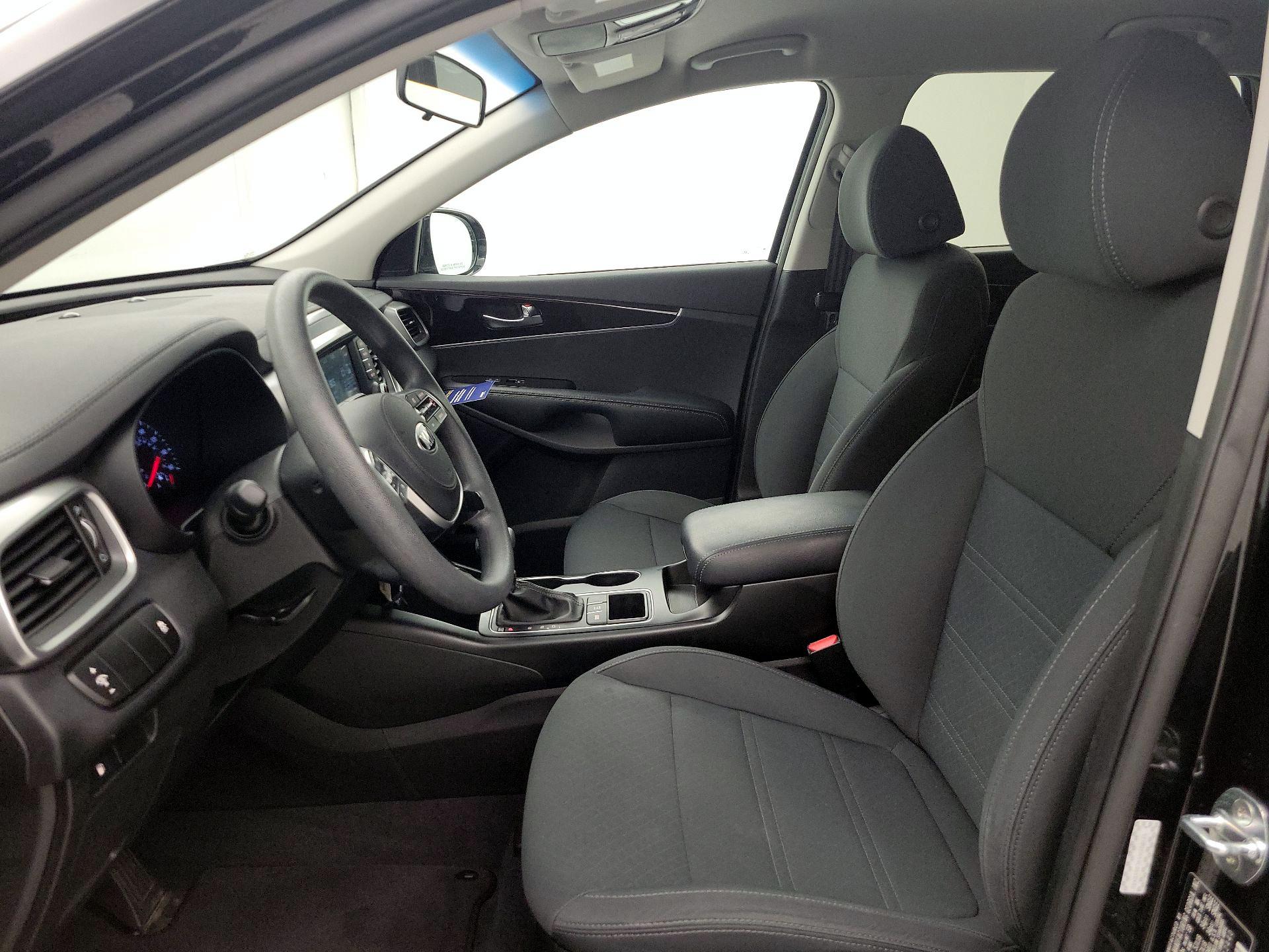 Thumbnail: 2020 Kia Sorento - 11
