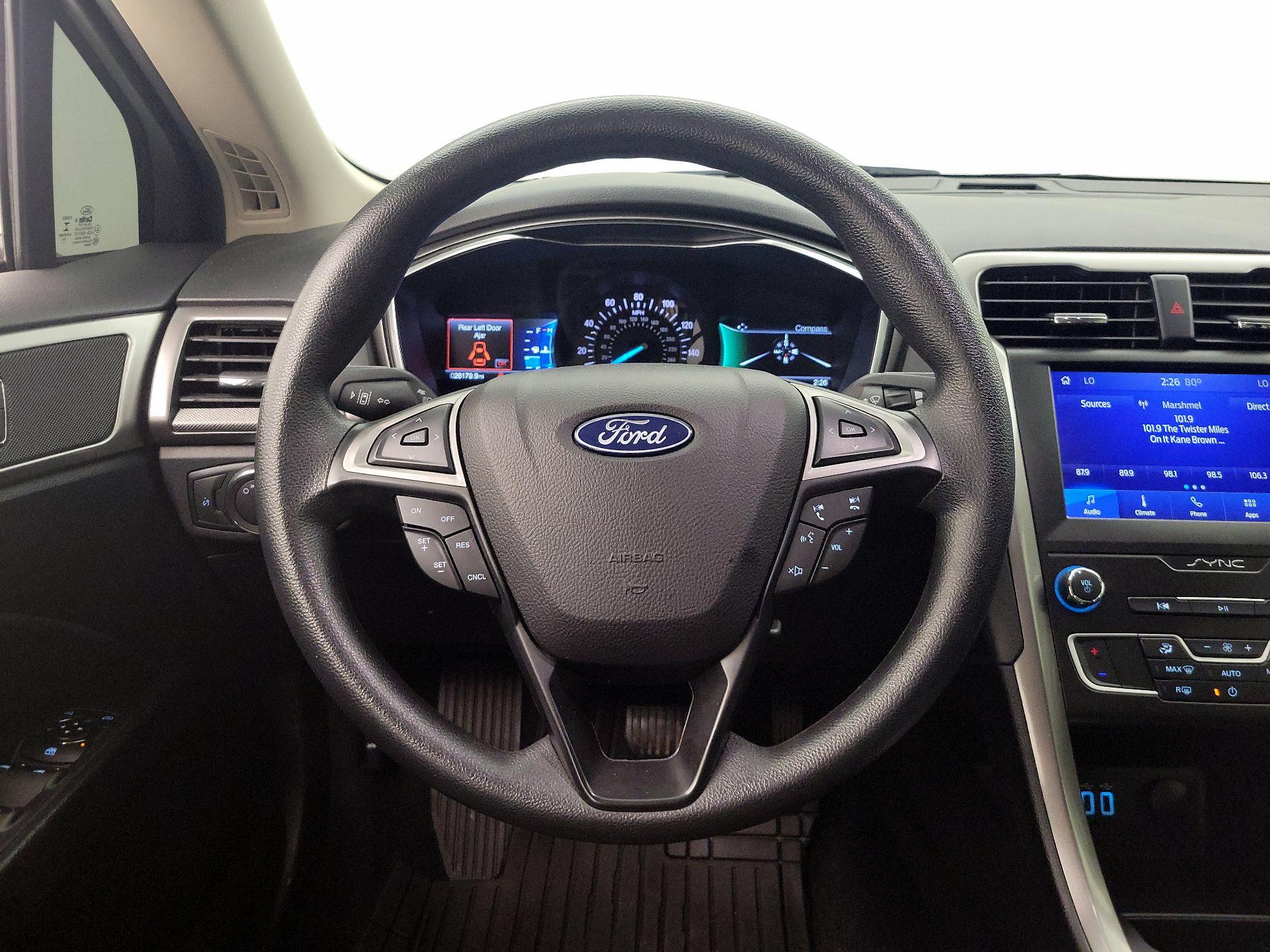 Thumbnail: 2020 Ford Fusion - 10
