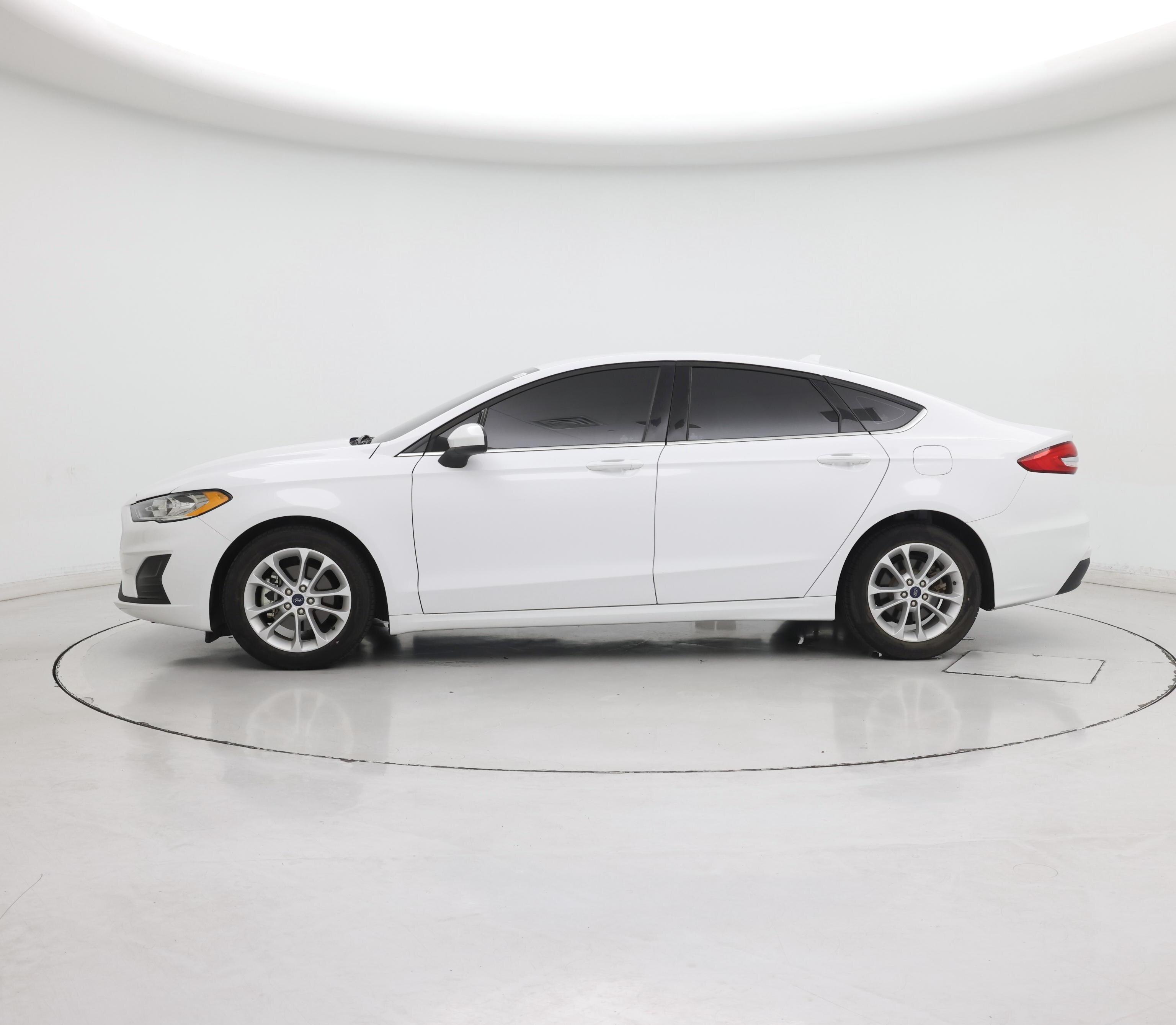 Thumbnail: 2020 Ford Fusion - 3