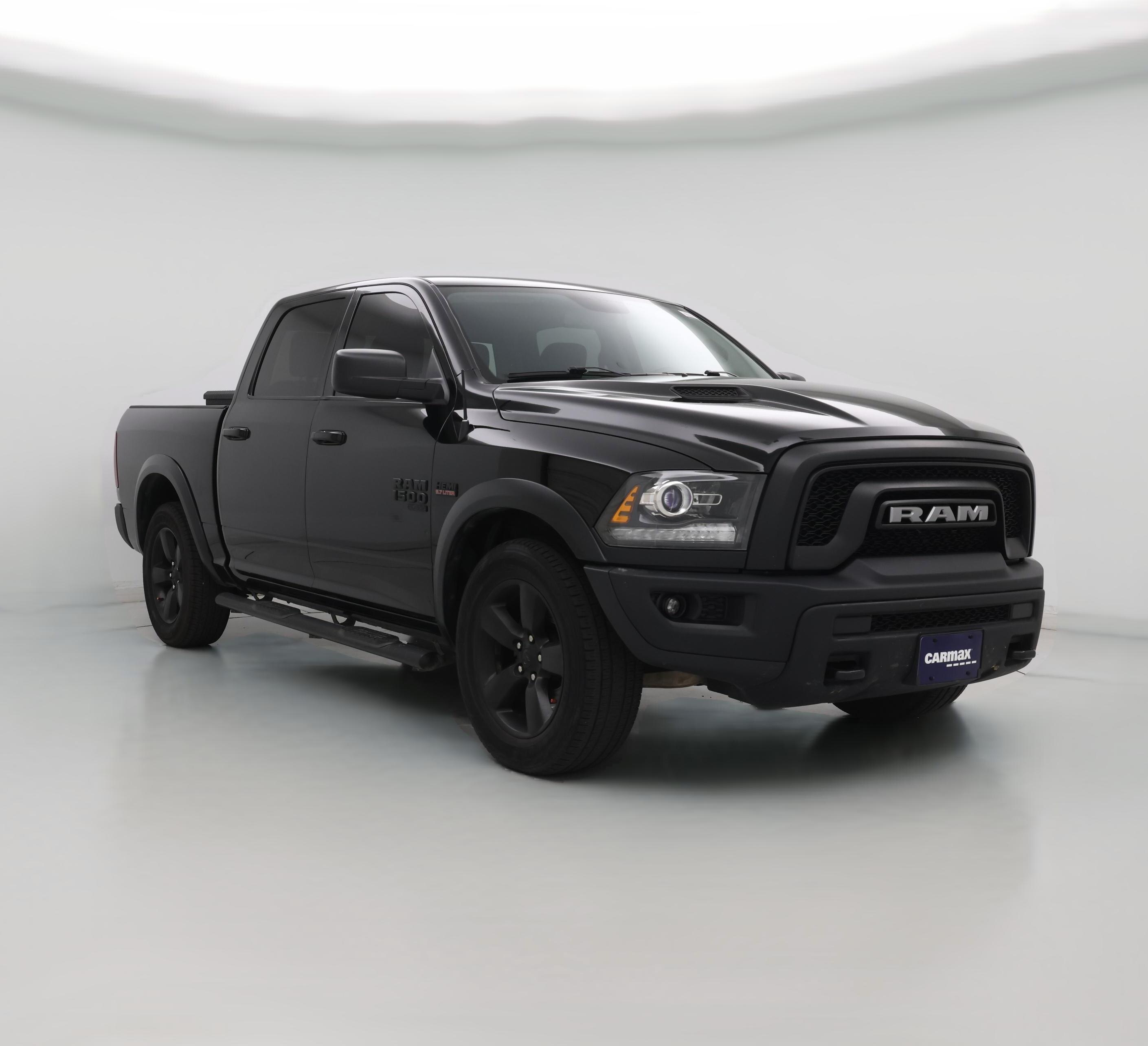 Thumbnail: 2019 RAM 1500 Classic - 1