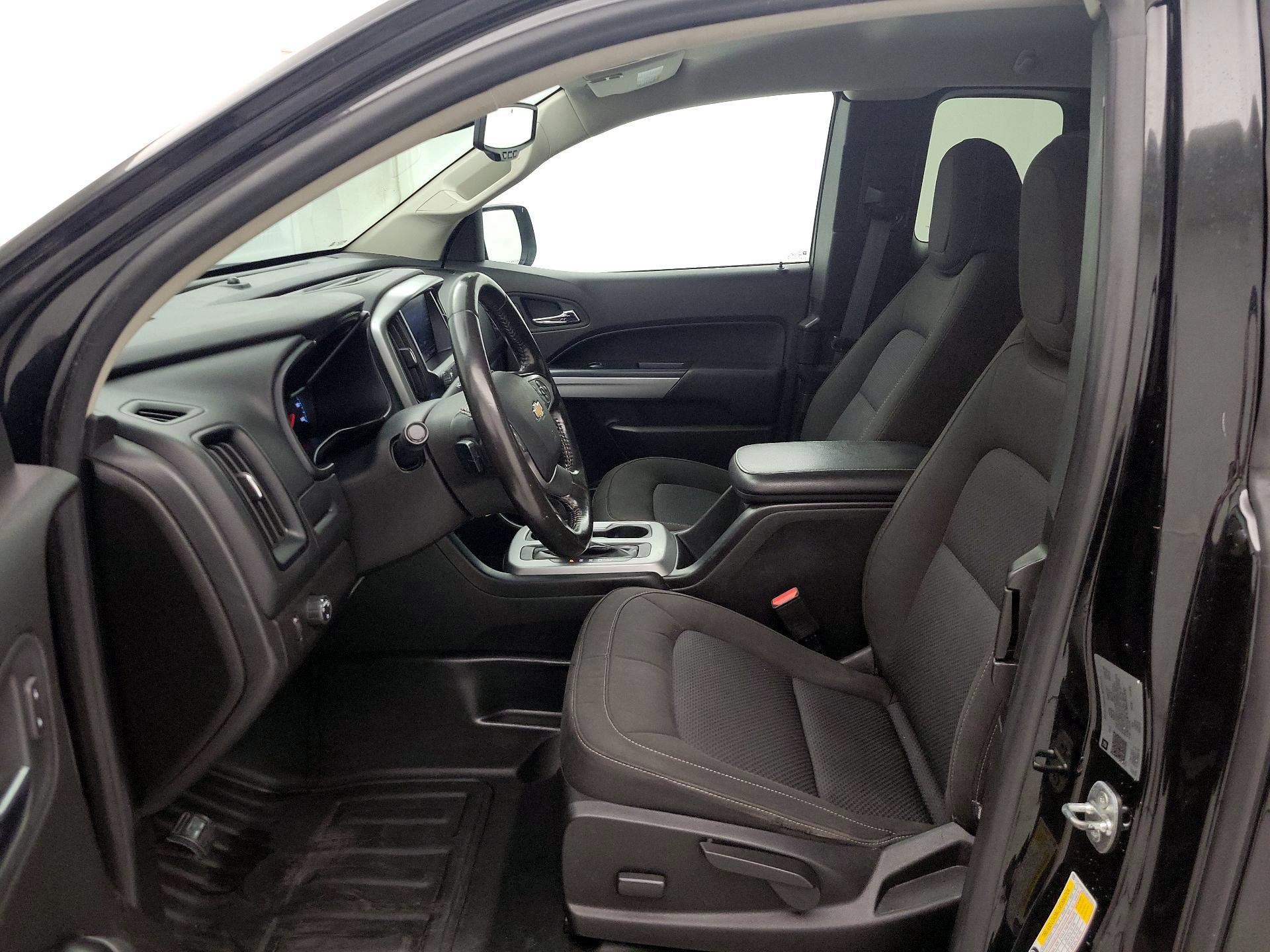 Thumbnail: 2021 Chevrolet Colorado - 11