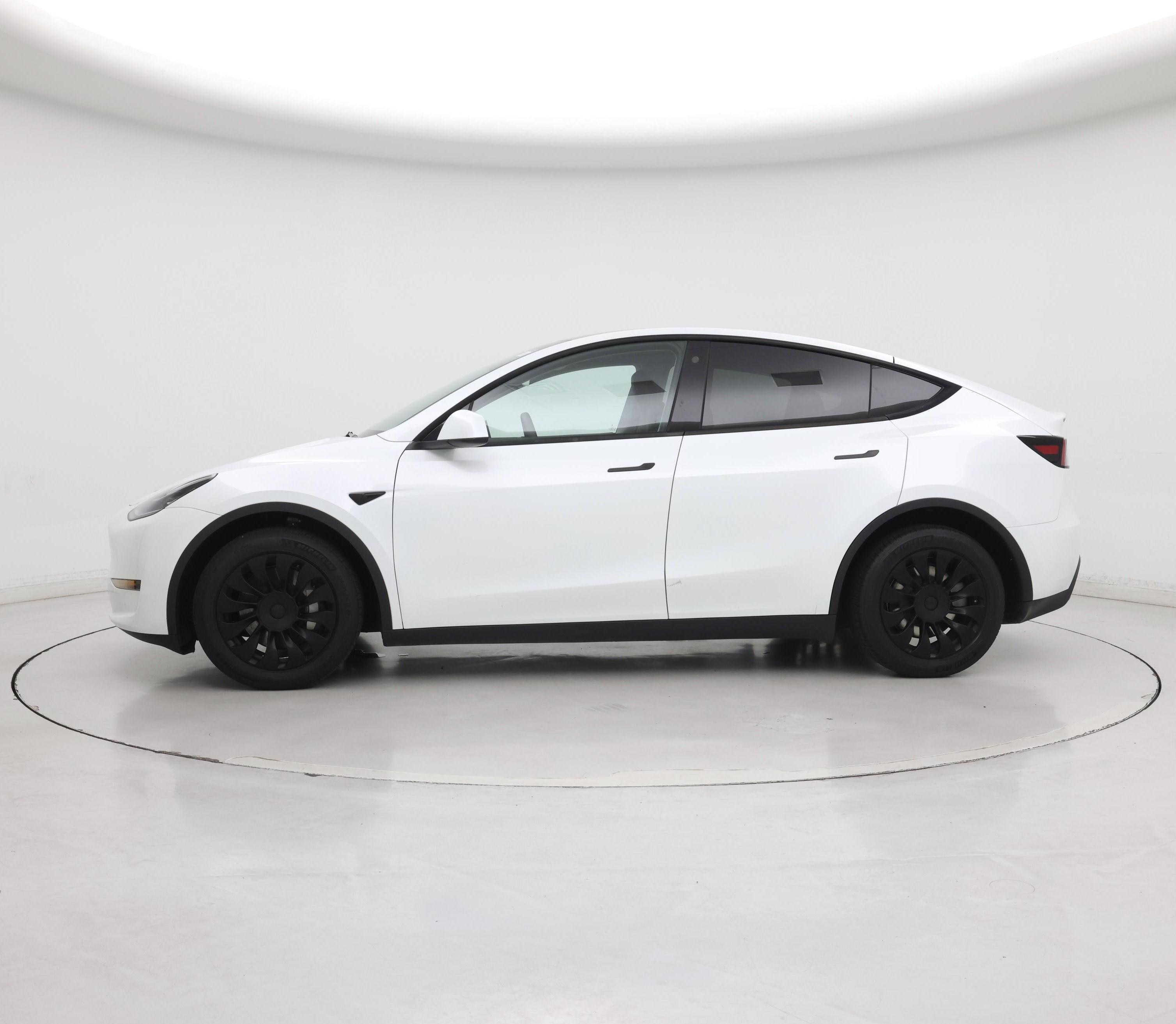 Thumbnail: 2023 Tesla Model Y - 3