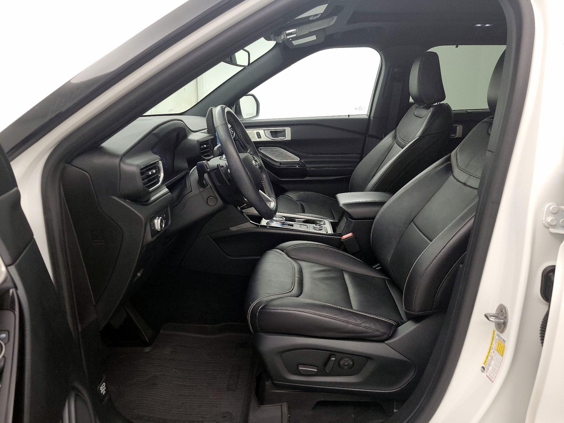 Thumbnail: 2021 Ford Explorer - 11