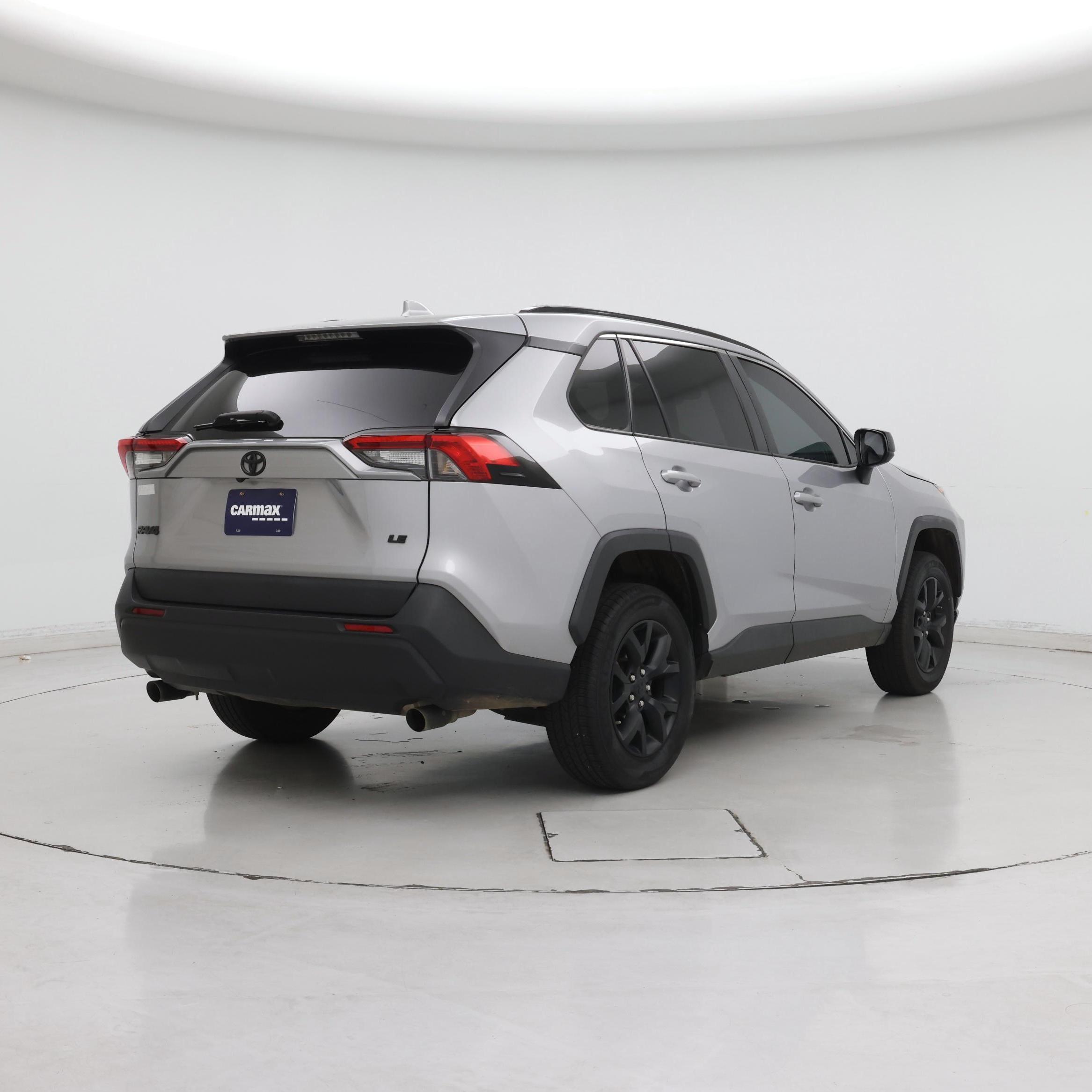 Thumbnail: 2021 Toyota RAV4 - 8