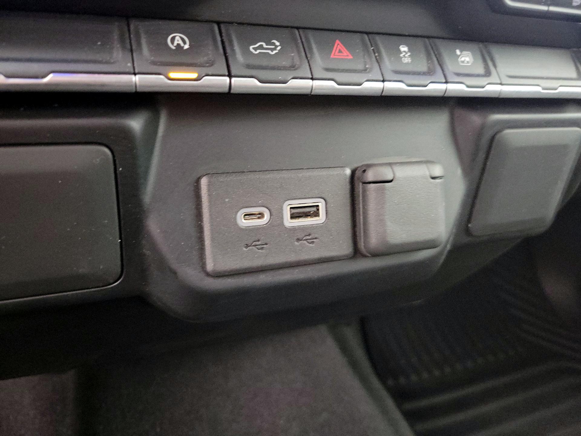Thumbnail: 2021 Chevrolet Silverado 1500 - 18