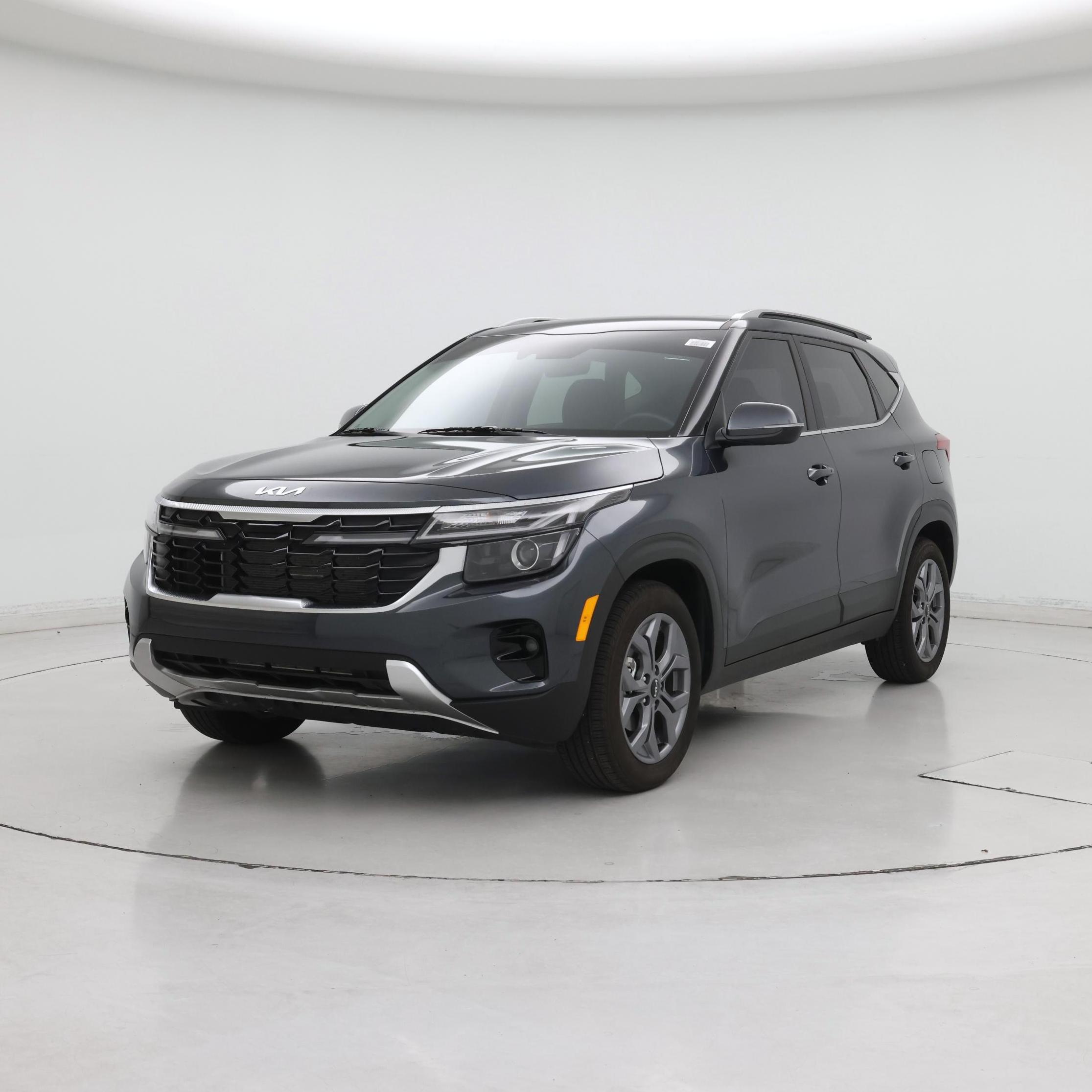 Thumbnail: 2024 Kia Seltos - 4