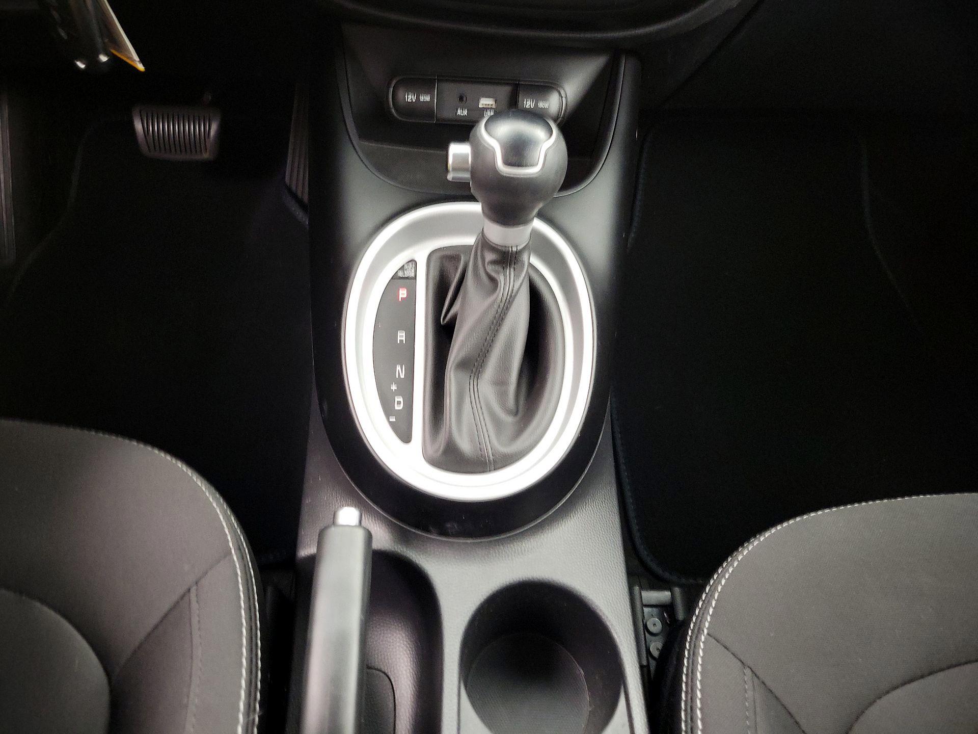 Thumbnail: 2017 Kia Soul - 16
