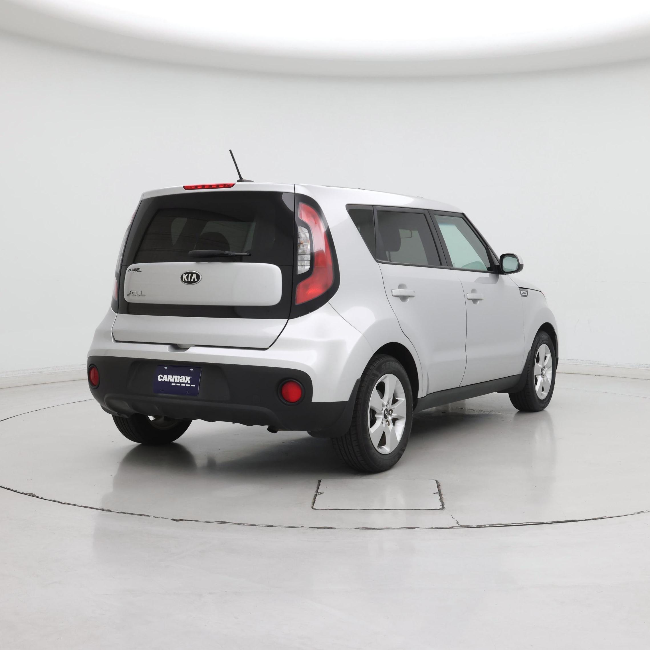 Thumbnail: 2017 Kia Soul - 8