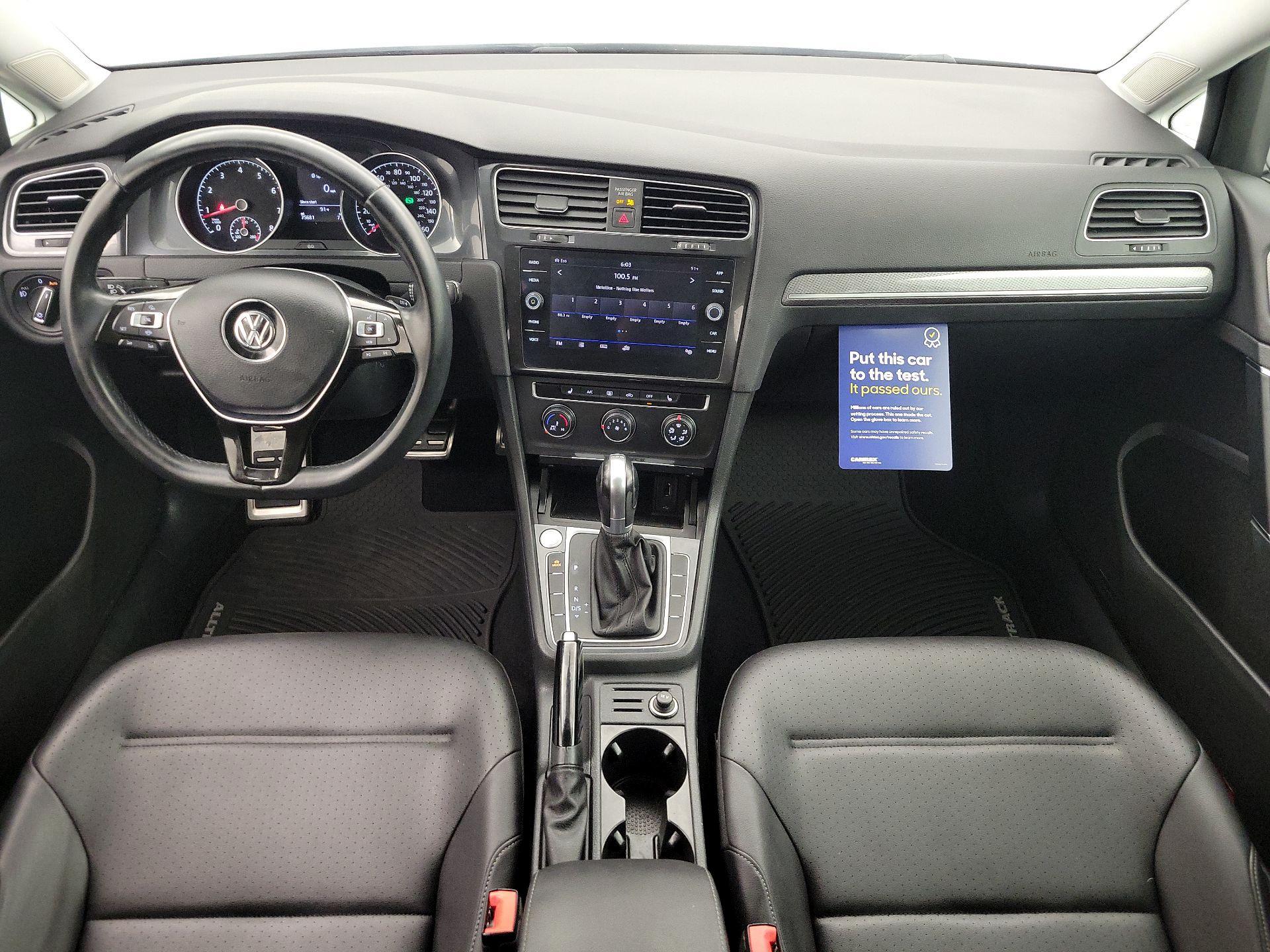 Thumbnail: 2019 Volkswagen Golf - 9