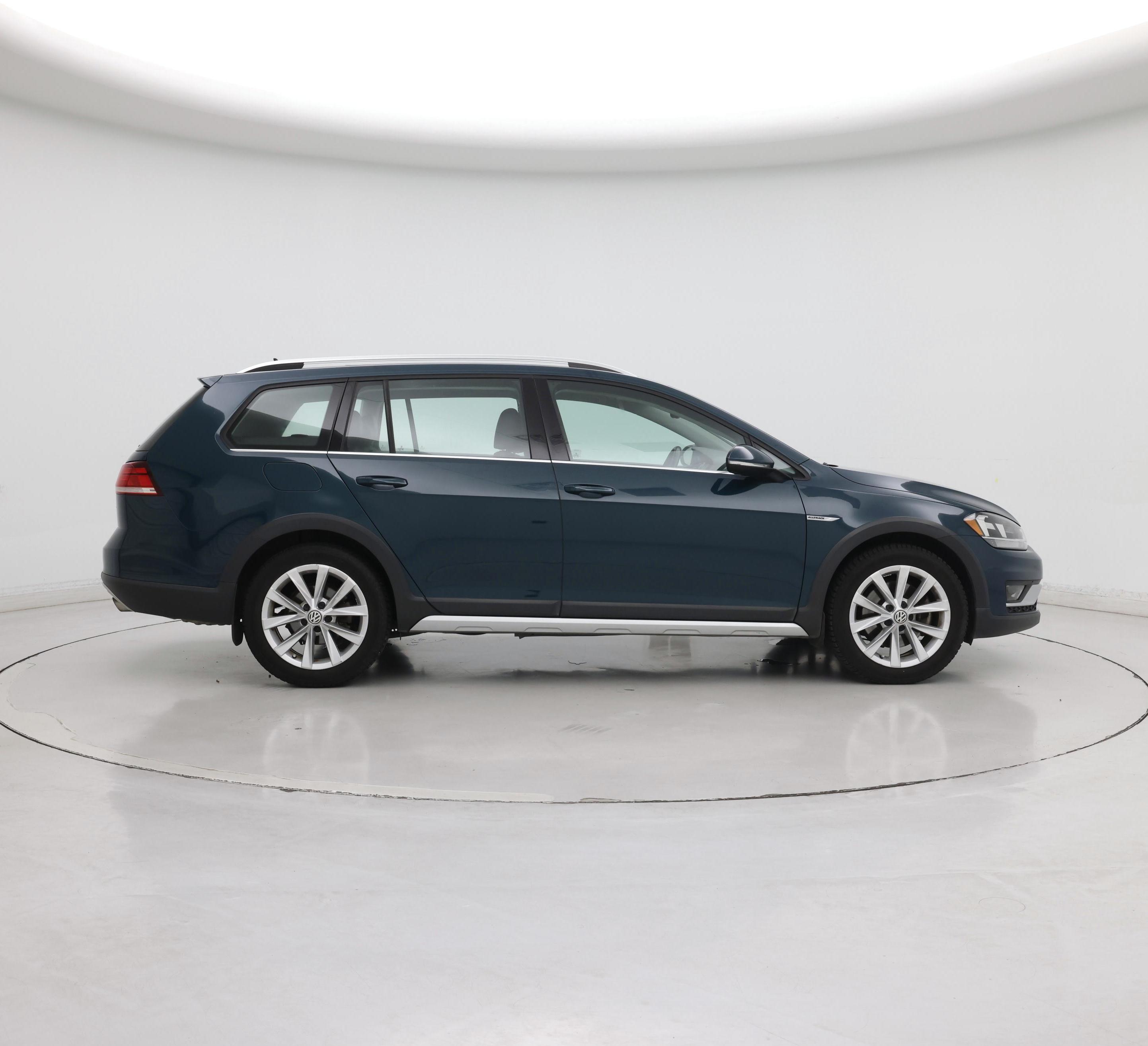 Thumbnail: 2019 Volkswagen Golf - 7