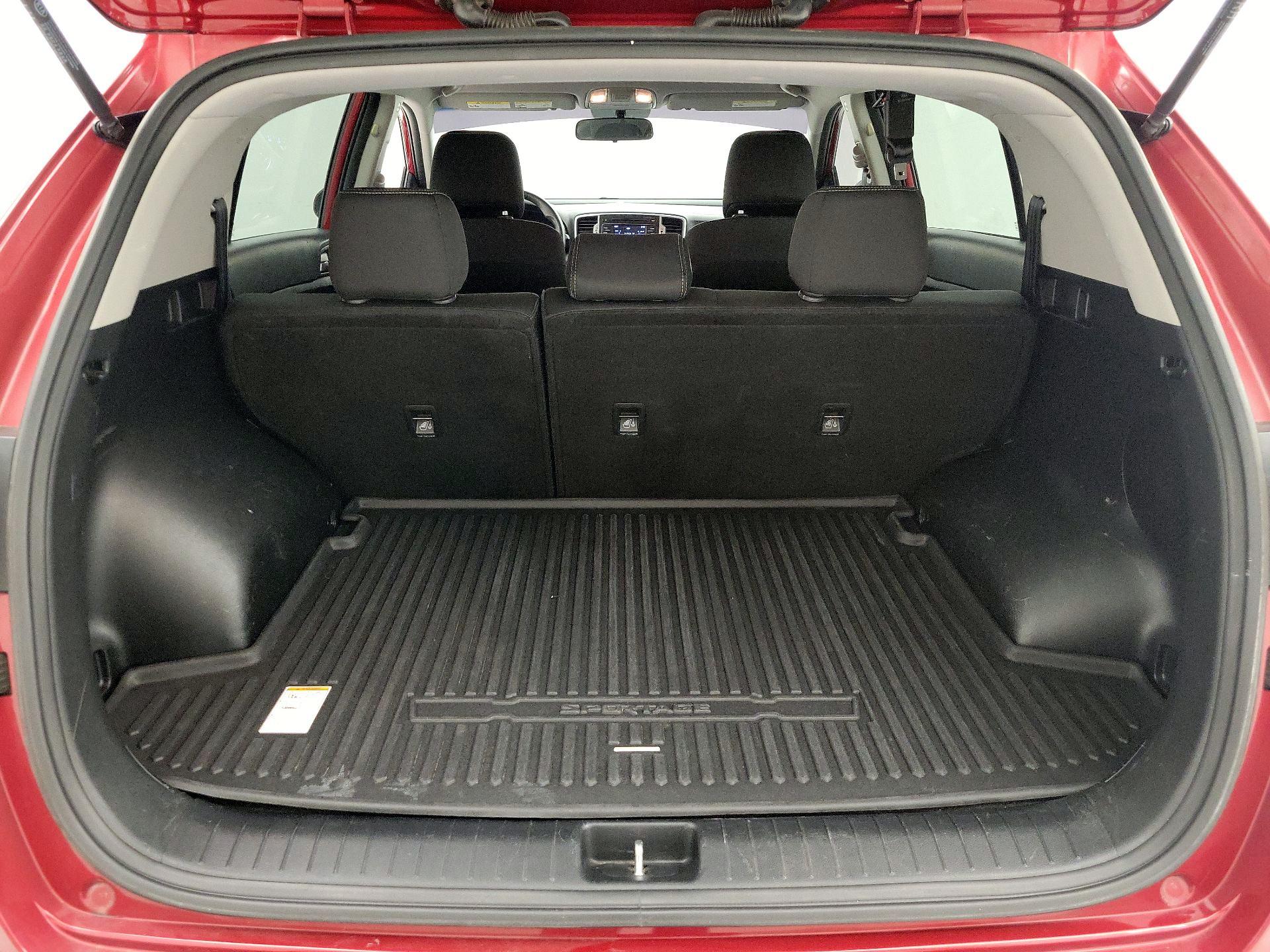 Thumbnail: 2017 Kia Sportage - 20