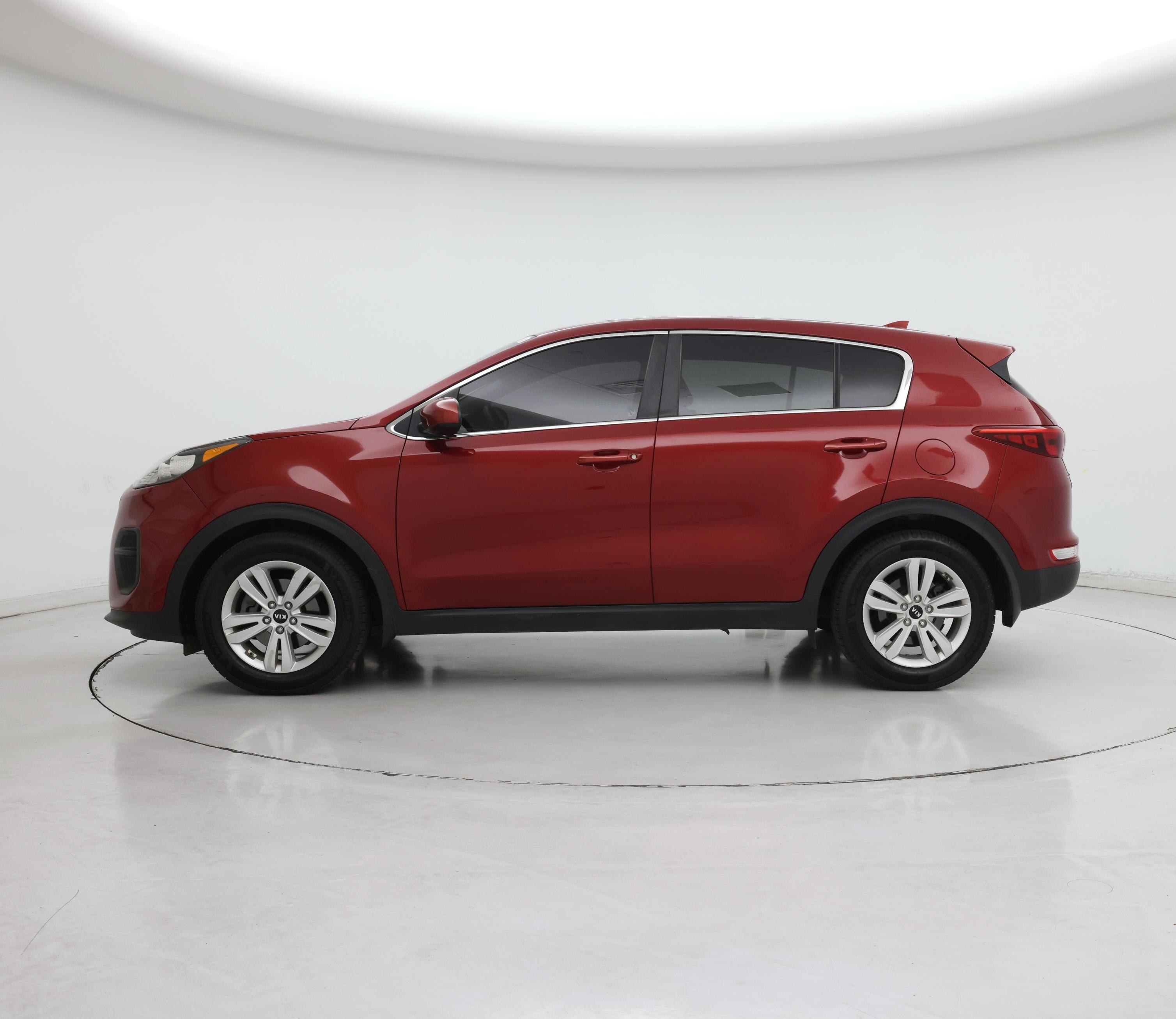 Thumbnail: 2017 Kia Sportage - 3