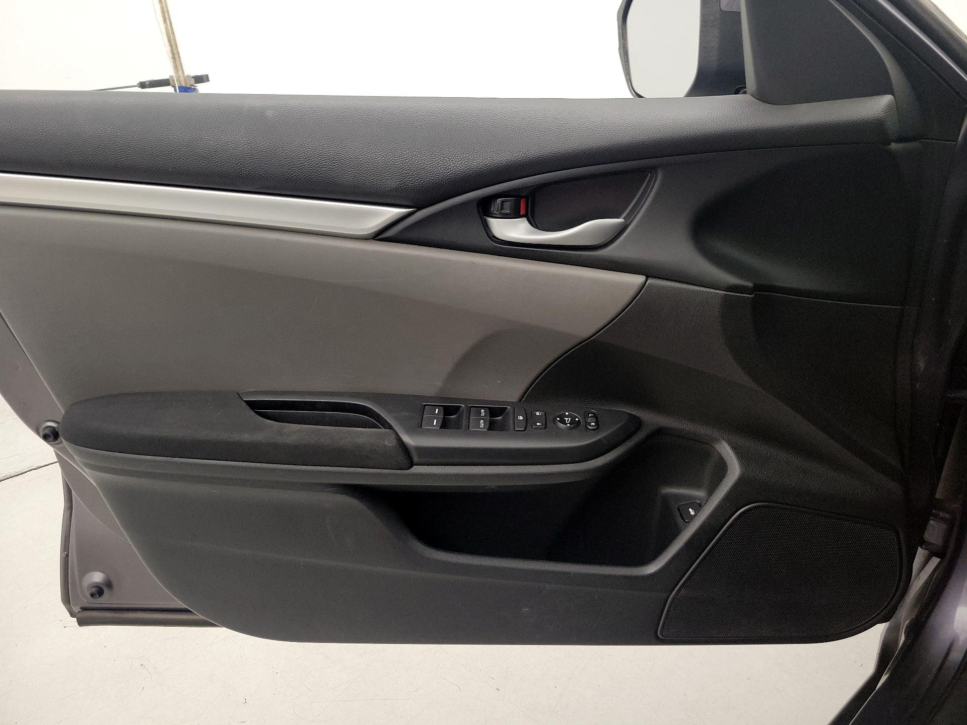 Thumbnail: 2019 Honda Civic - 12