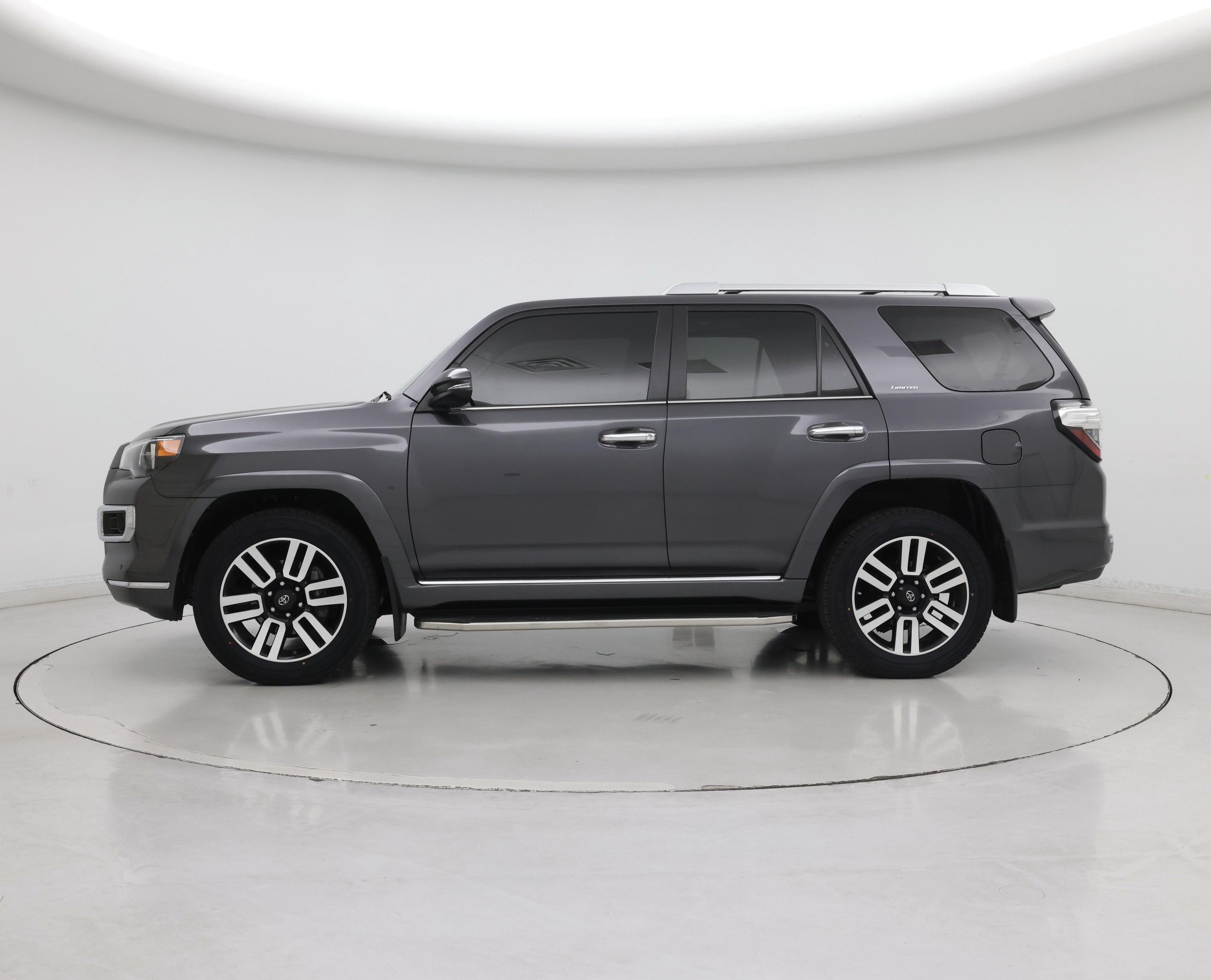 Thumbnail: 2021 Toyota 4Runner - 3