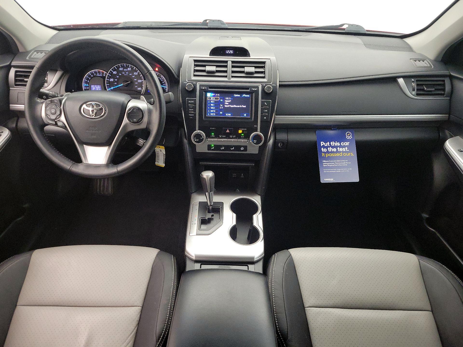 Thumbnail: 2013 Toyota Camry - 9