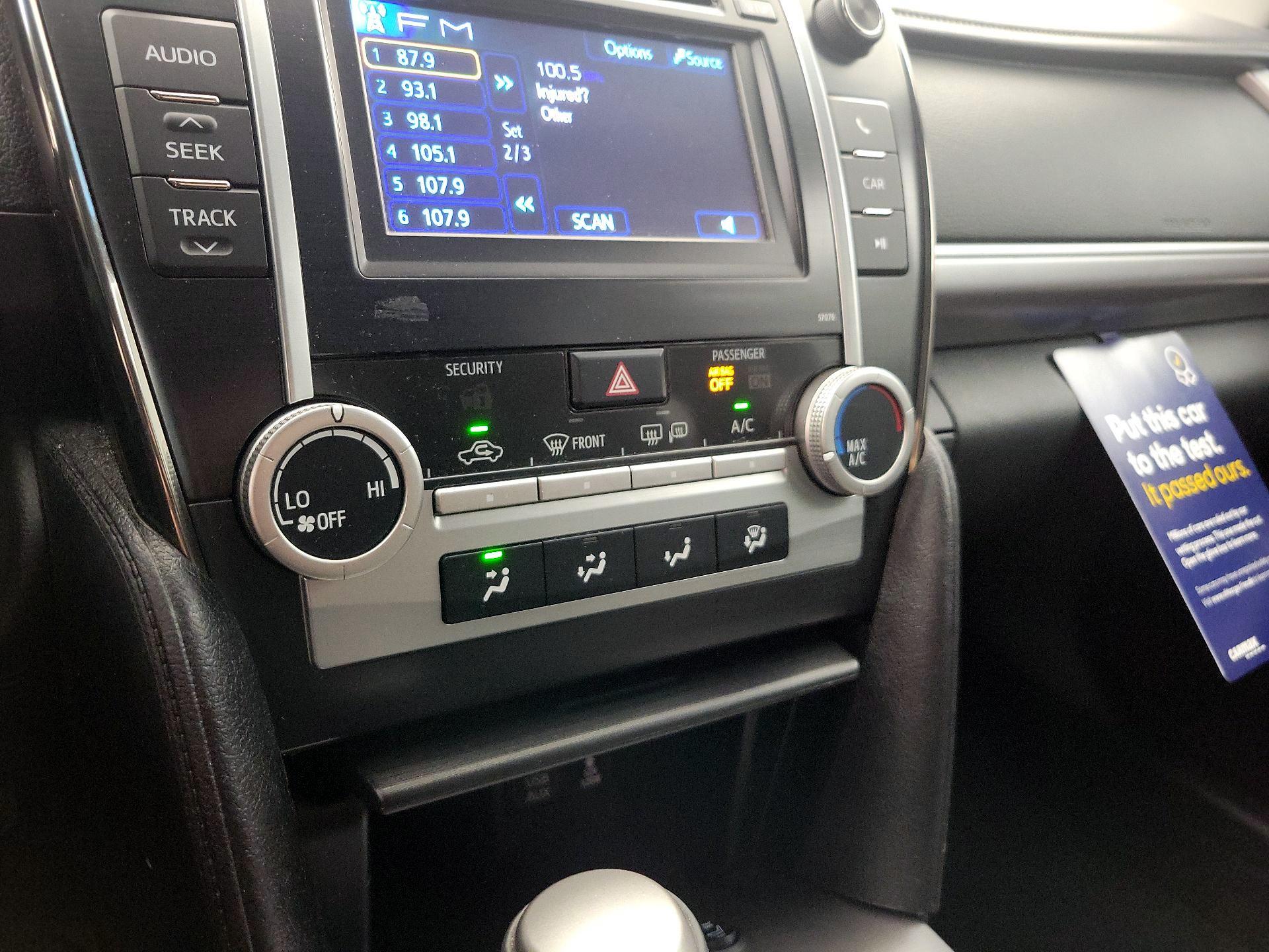Thumbnail: 2013 Toyota Camry - 15