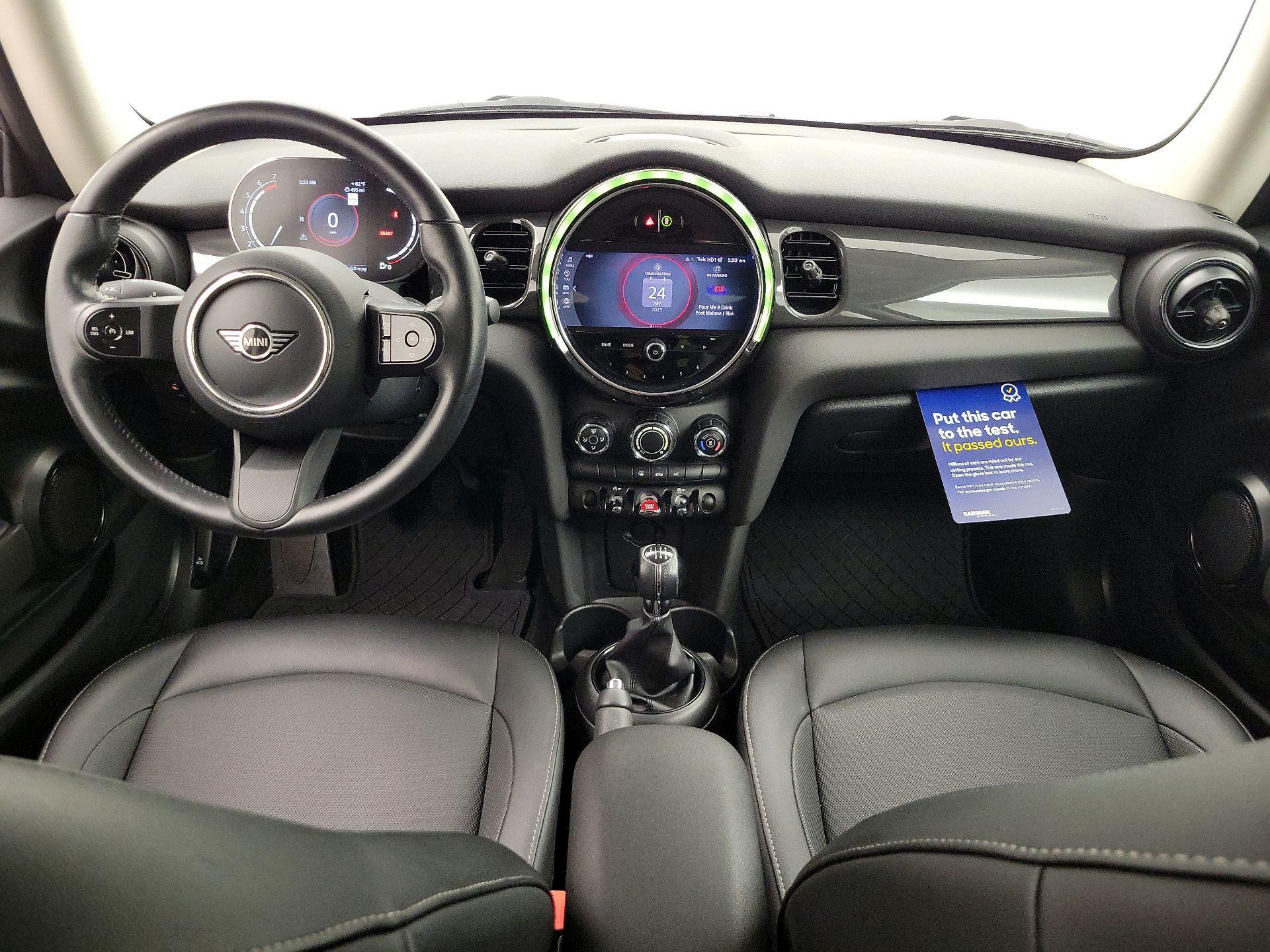 Thumbnail: 2022 MINI Cooper Hardtop - 9