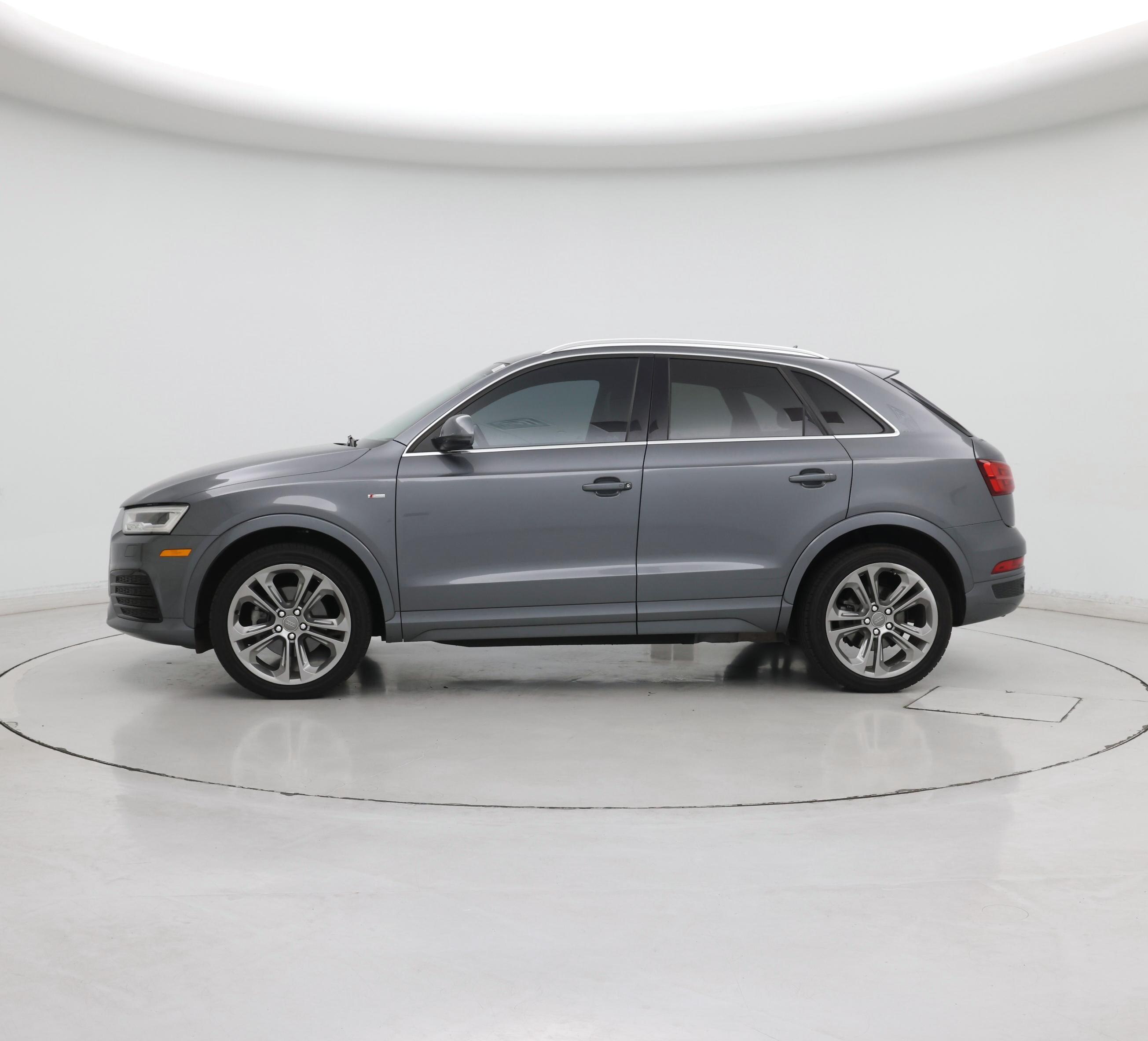Thumbnail: 2016 Audi Q3 - 3