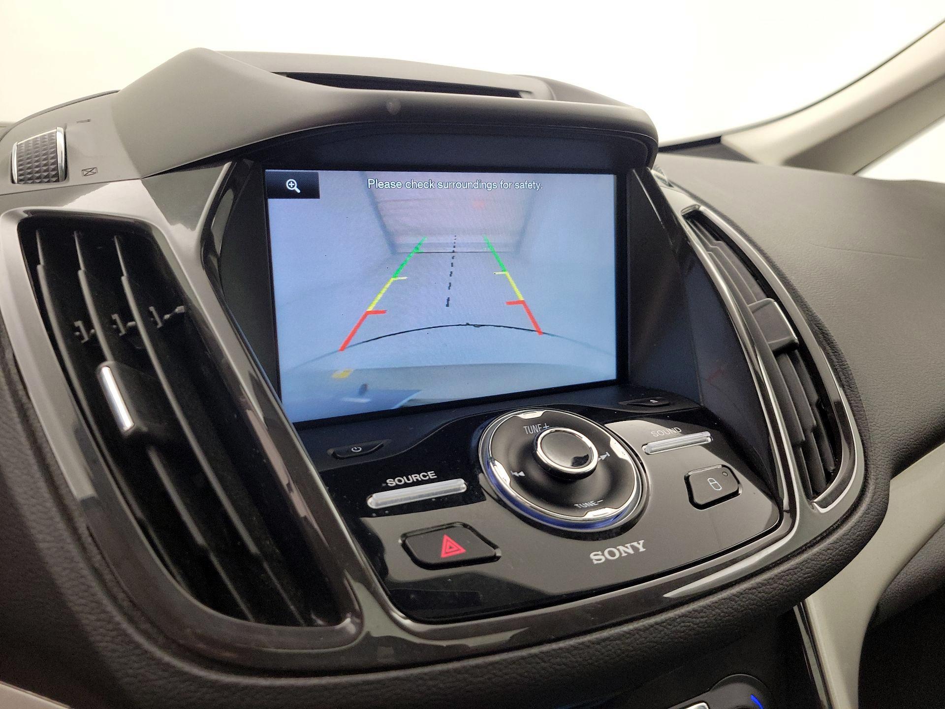 Thumbnail: 2015 Ford C-Max - 14
