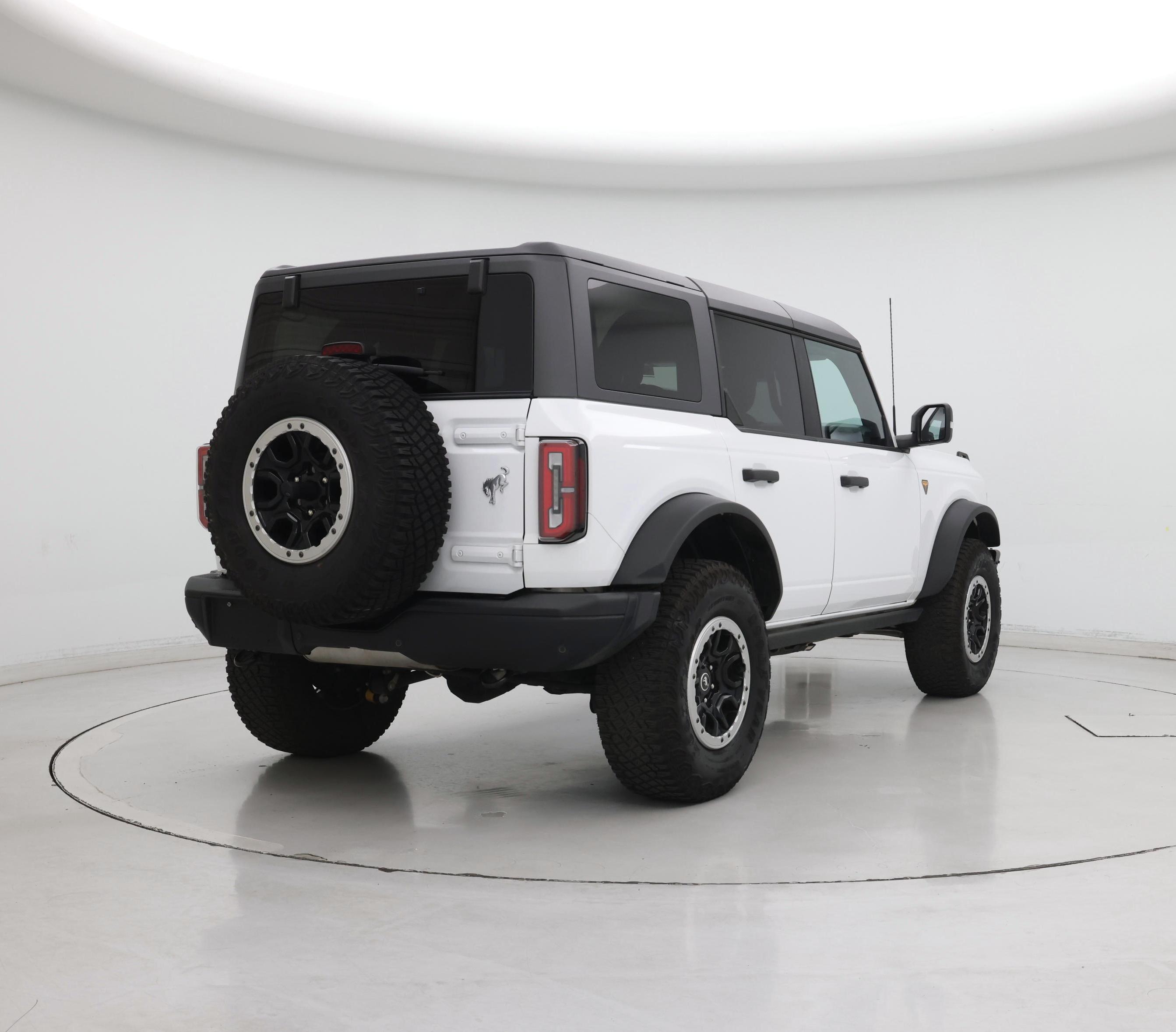 Thumbnail: 2022 Ford Bronco - 8