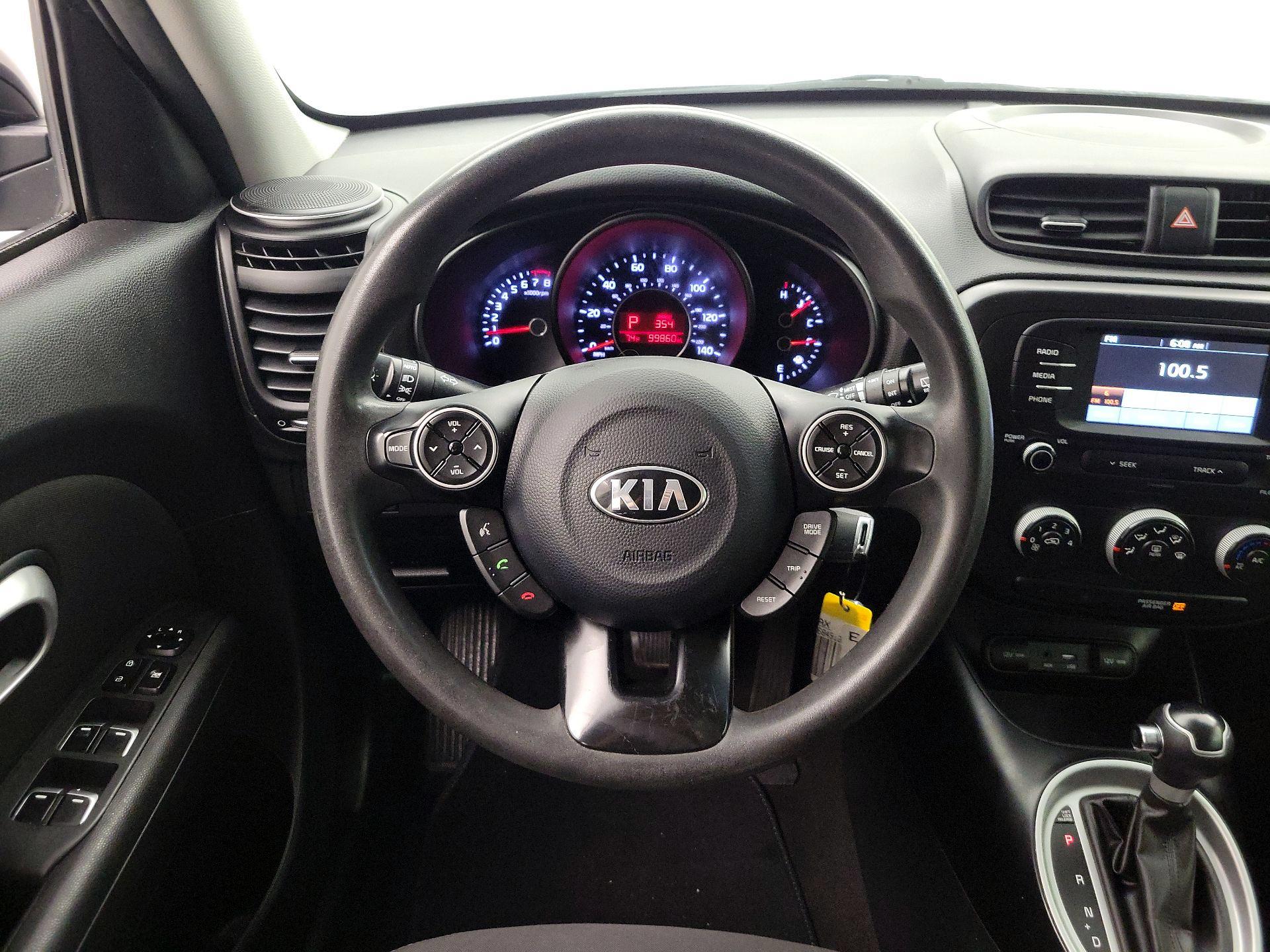 Thumbnail: 2019 Kia Soul - 10
