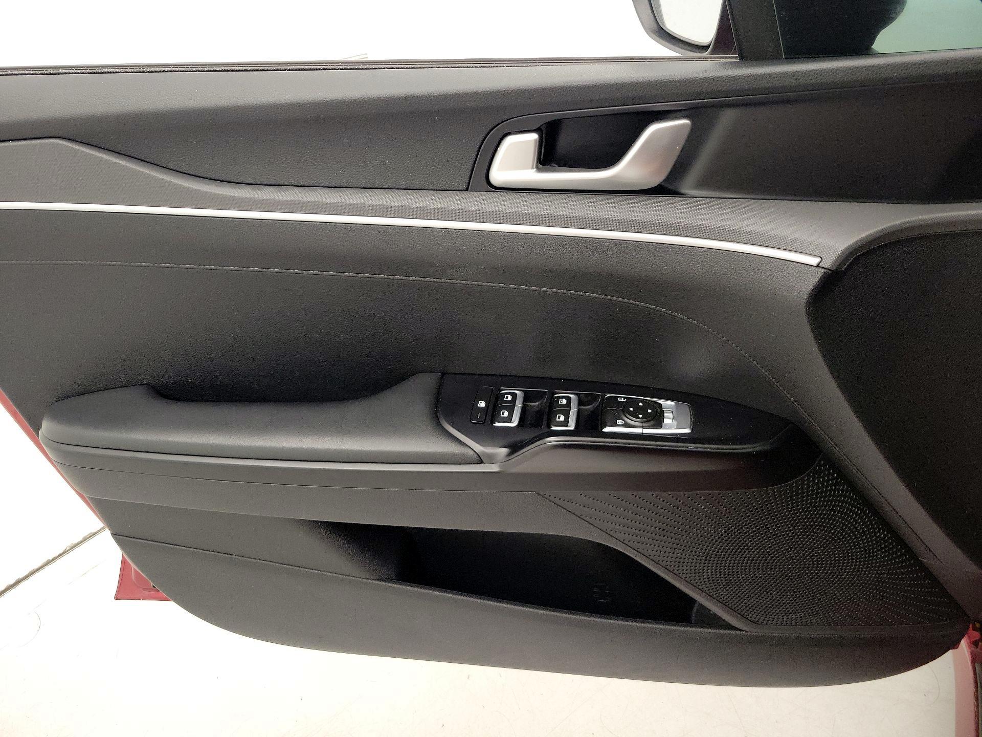 Thumbnail: 2021 Kia K5 - 12