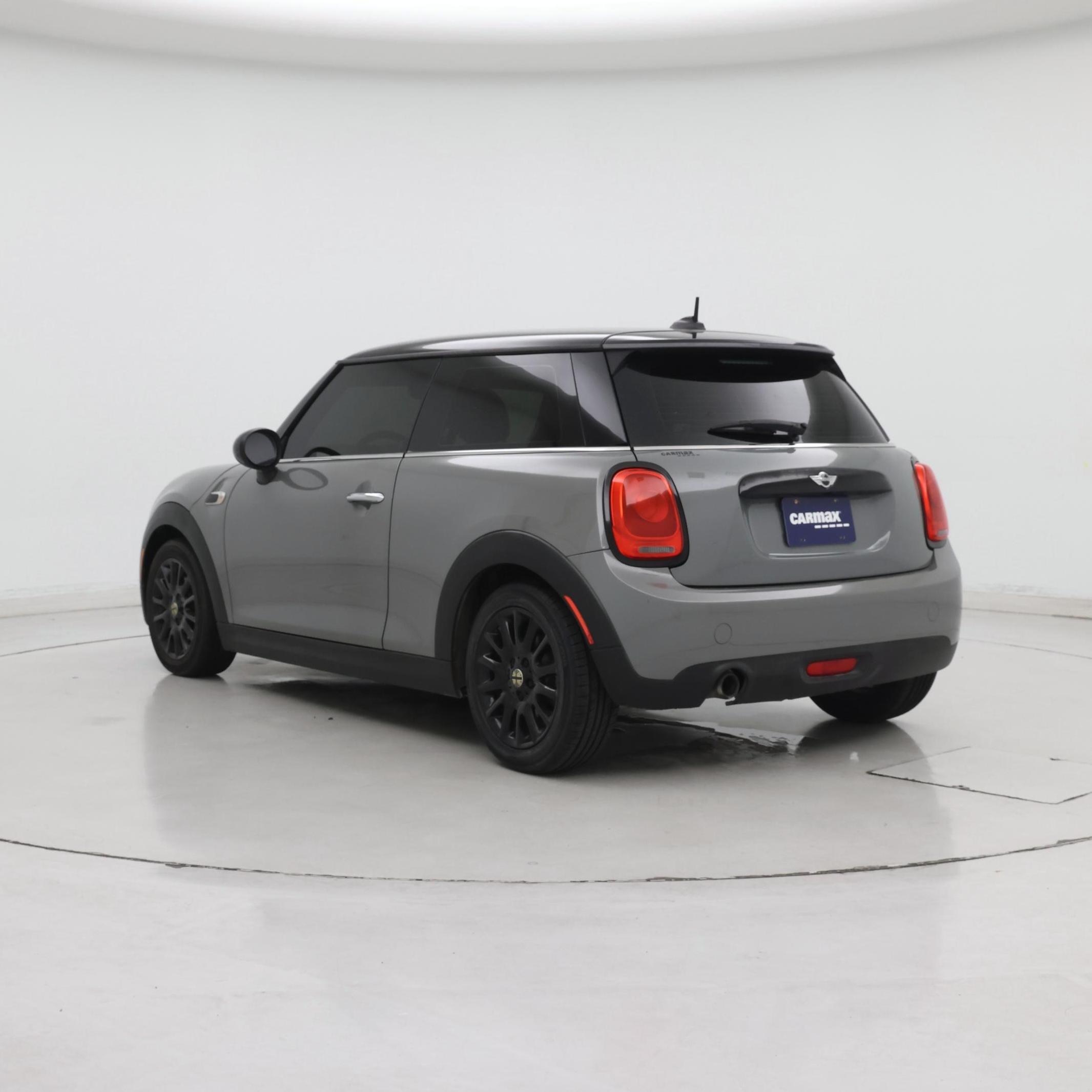 Thumbnail: 2016 MINI Cooper Hardtop - 2