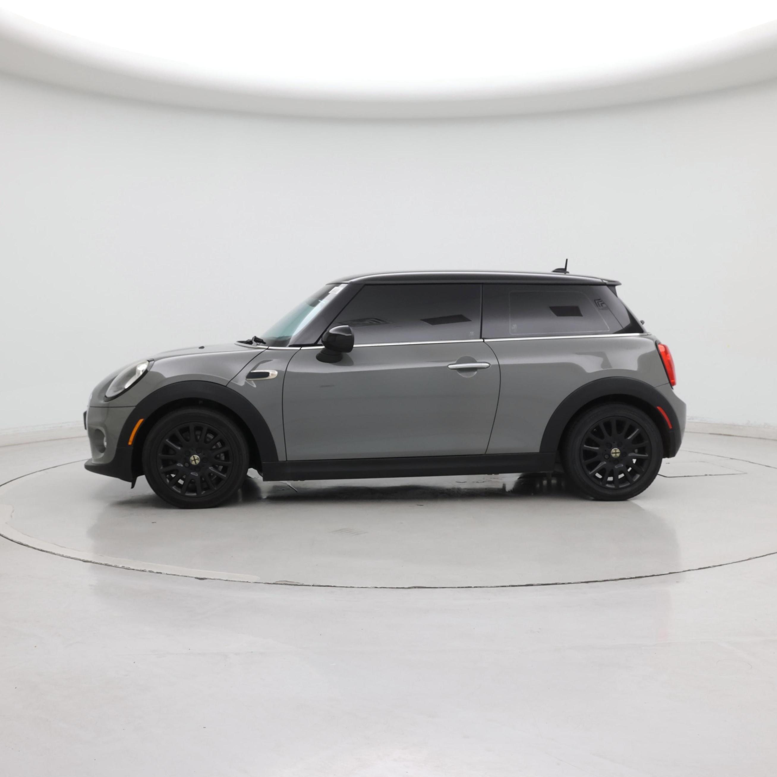 Thumbnail: 2016 MINI Cooper Hardtop - 3