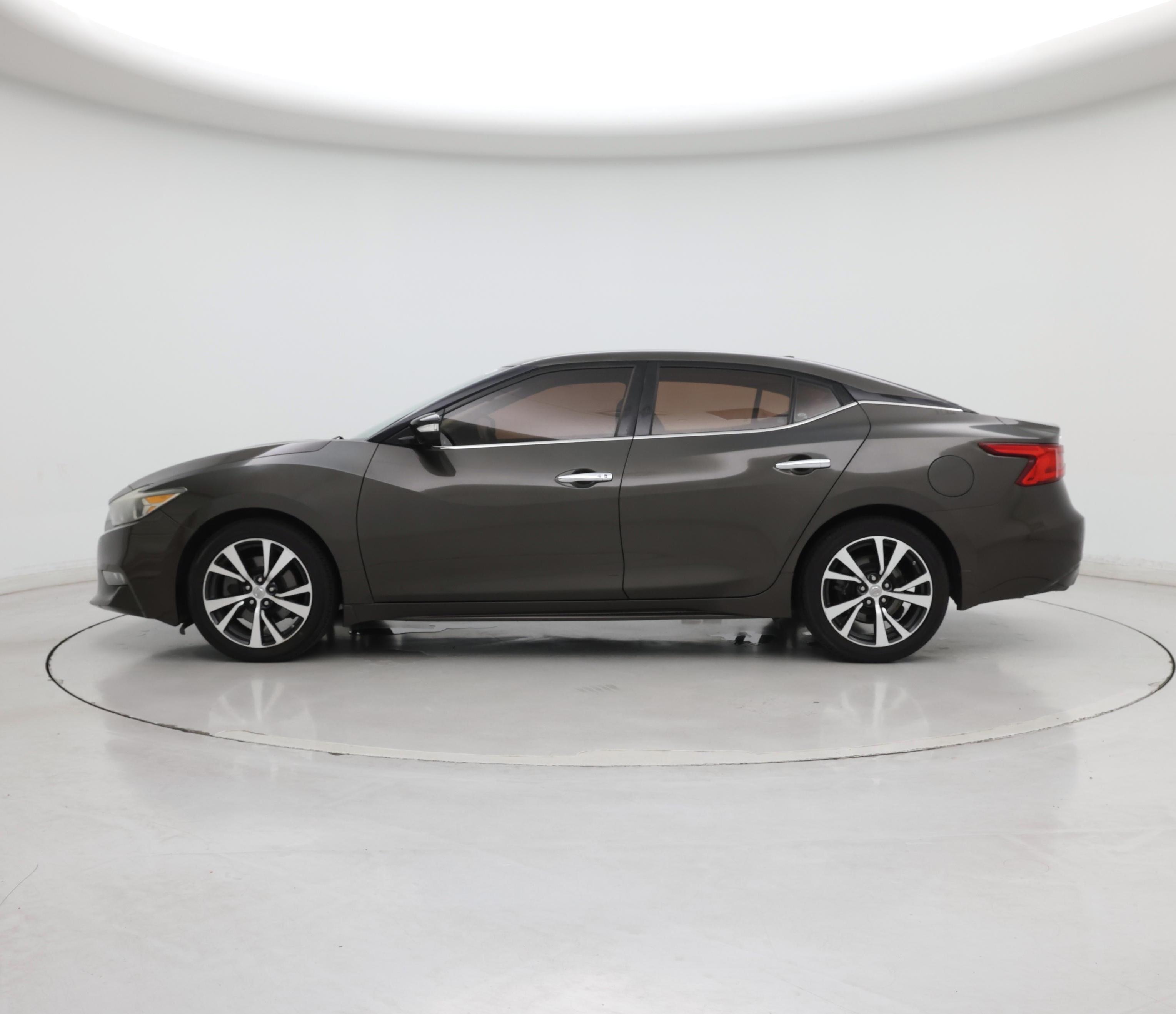 Thumbnail: 2016 Nissan Maxima - 3