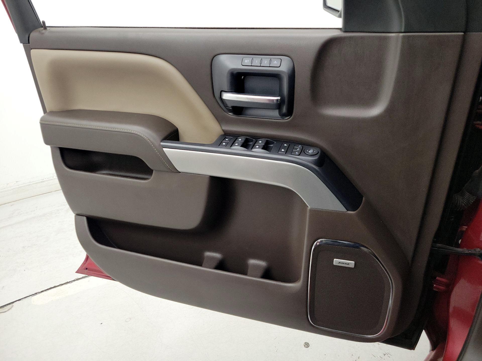 Thumbnail: 2018 Chevrolet Silverado 1500 - 12