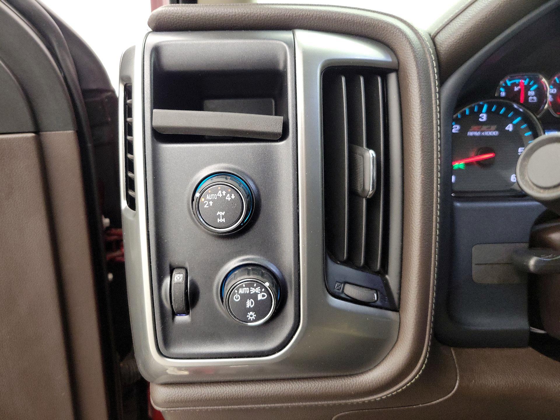Thumbnail: 2018 Chevrolet Silverado 1500 - 13