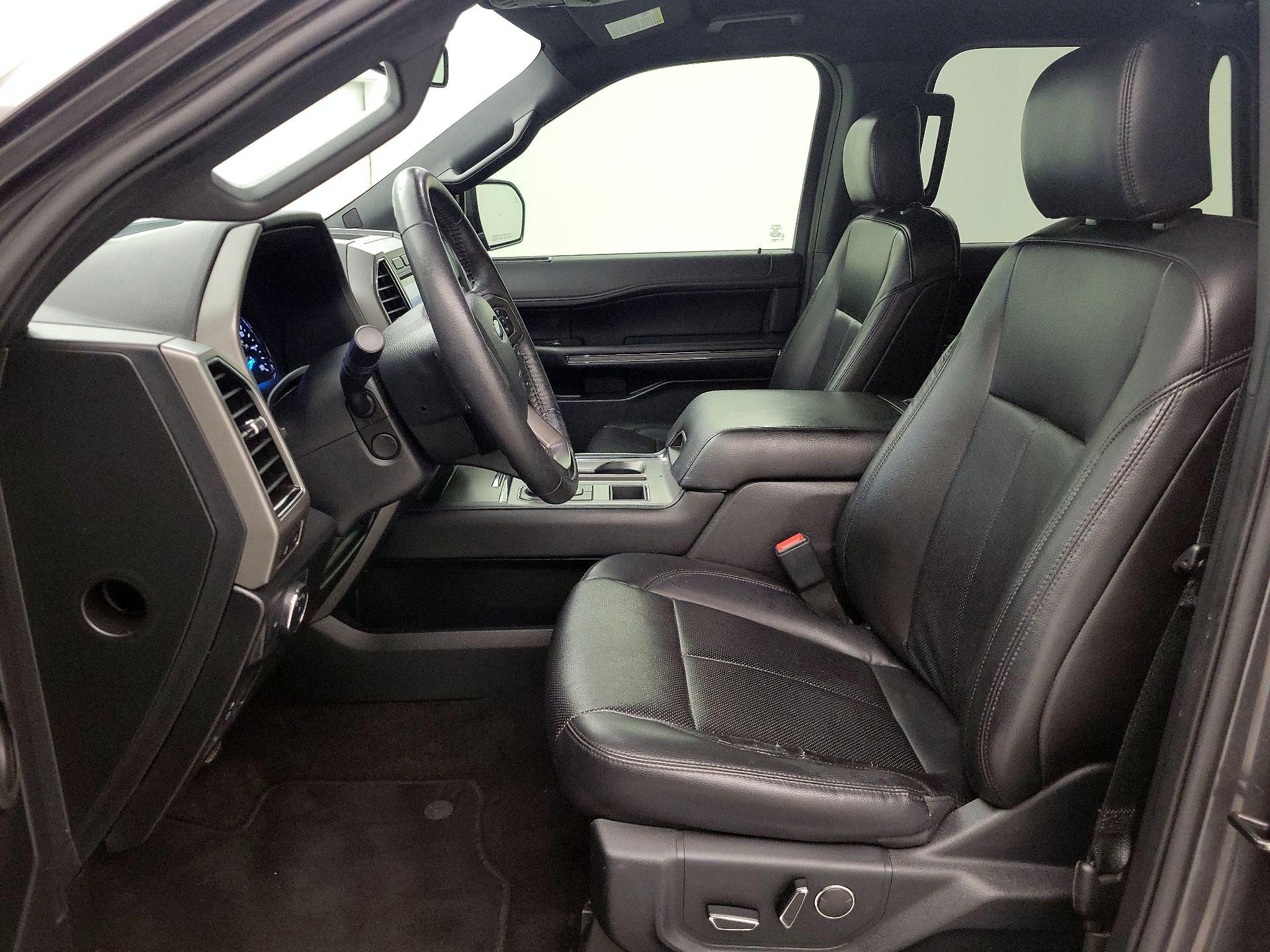 Thumbnail: 2019 Ford Expedition - 11