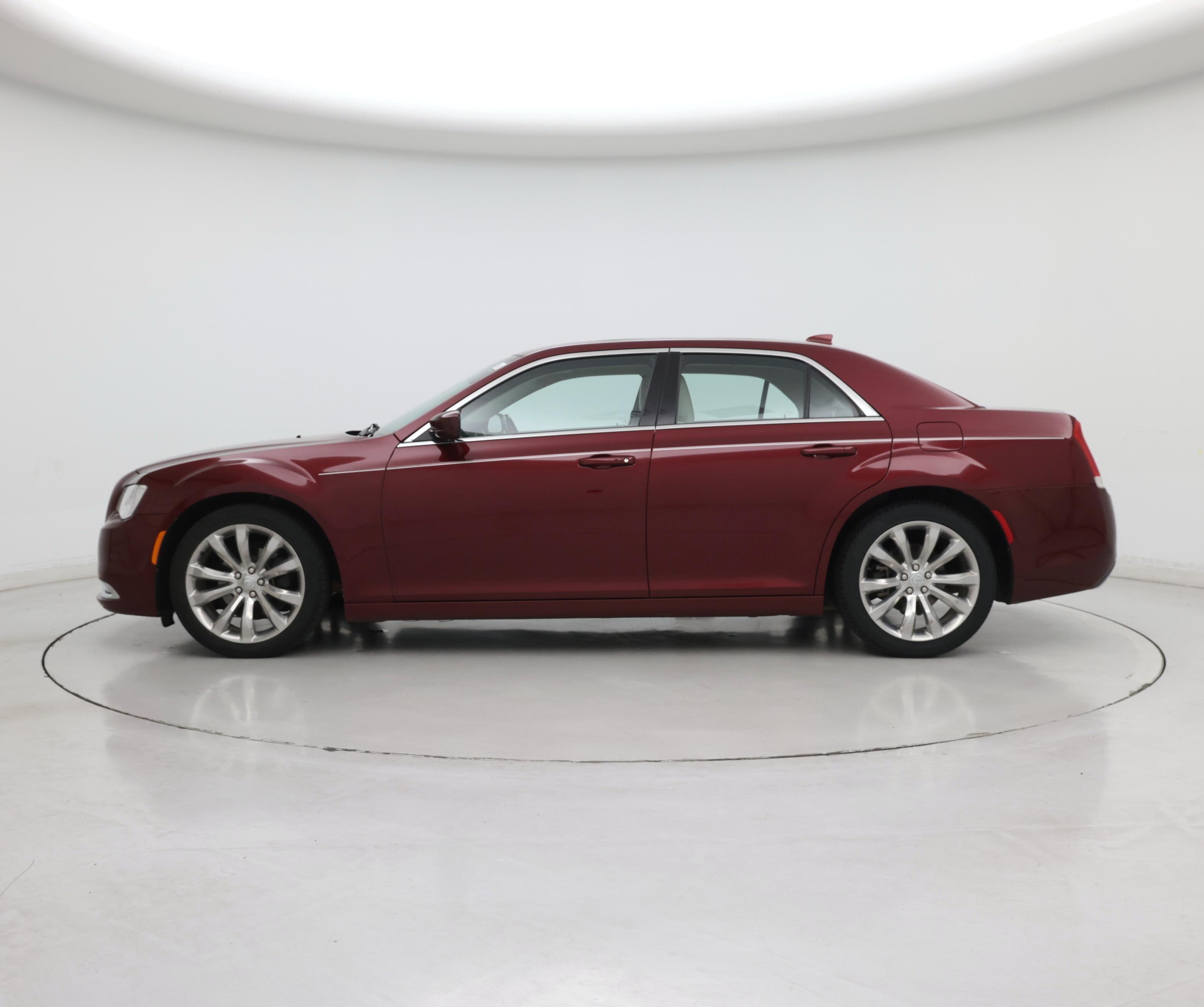 Thumbnail: 2018 Chrysler 300 - 3