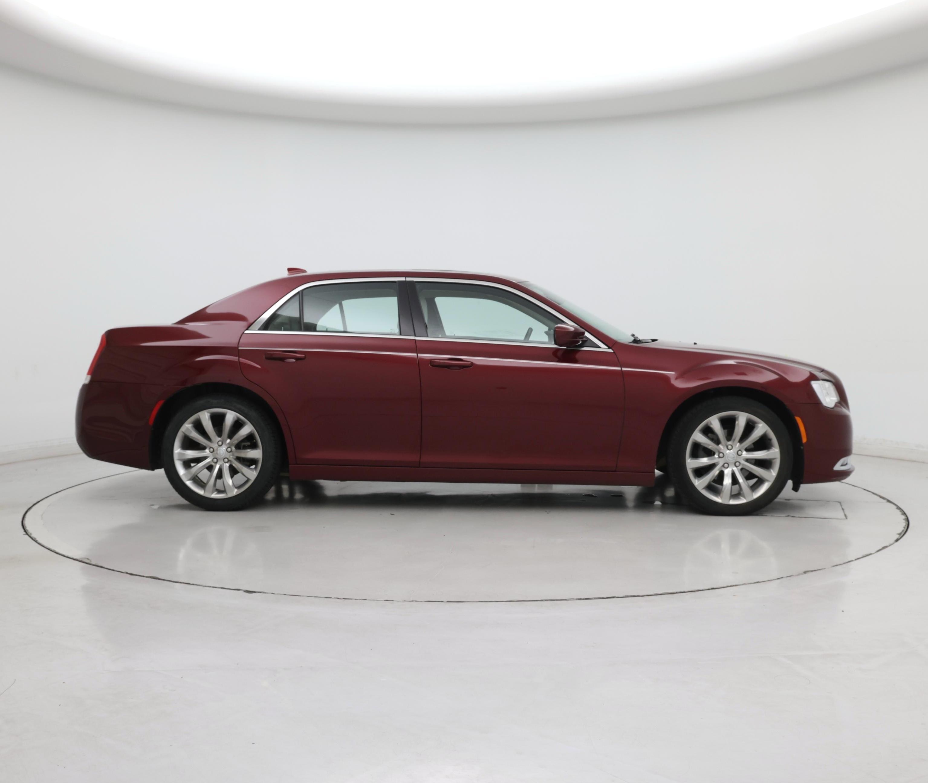 Thumbnail: 2018 Chrysler 300 - 7