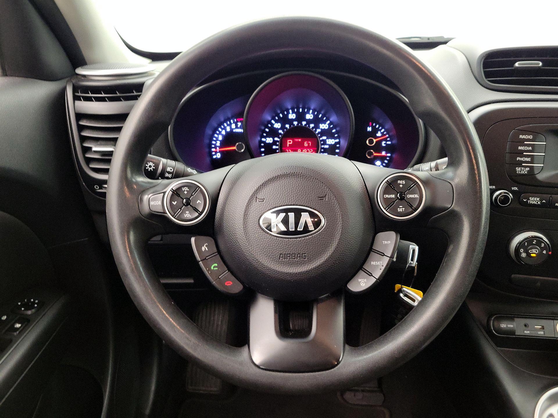 Thumbnail: 2015 Kia Soul - 10