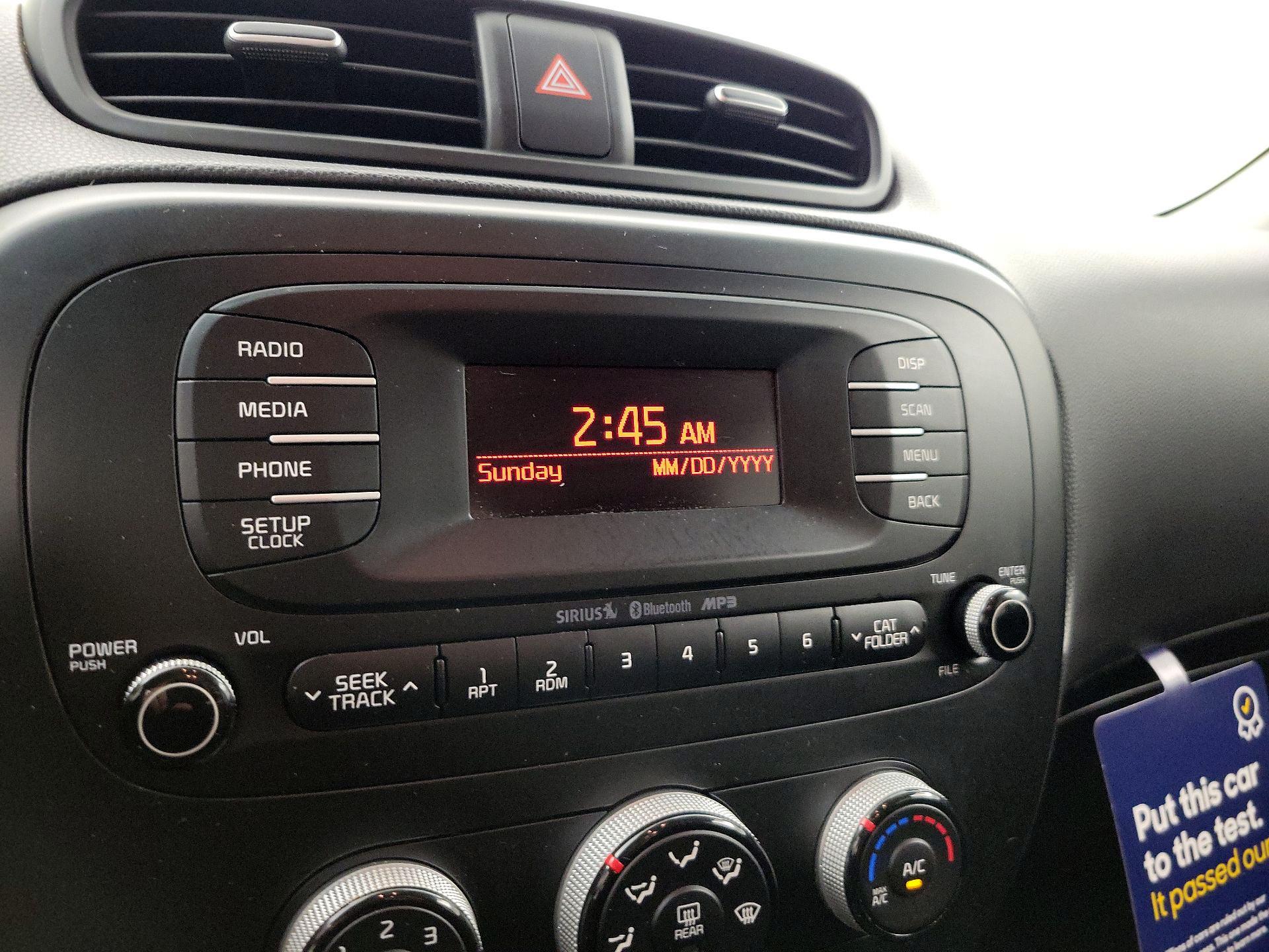 Thumbnail: 2015 Kia Soul - 14