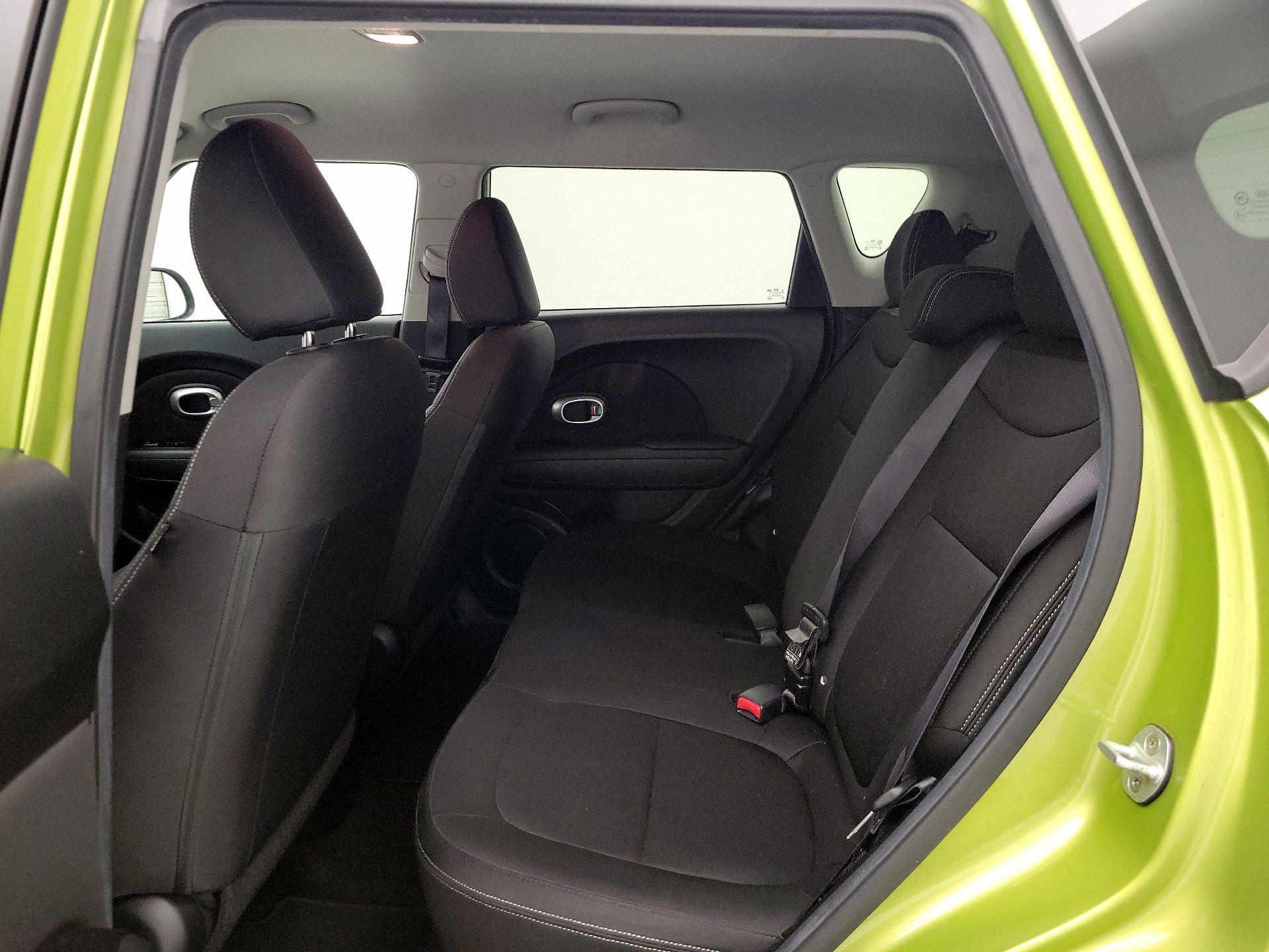 Thumbnail: 2015 Kia Soul - 18