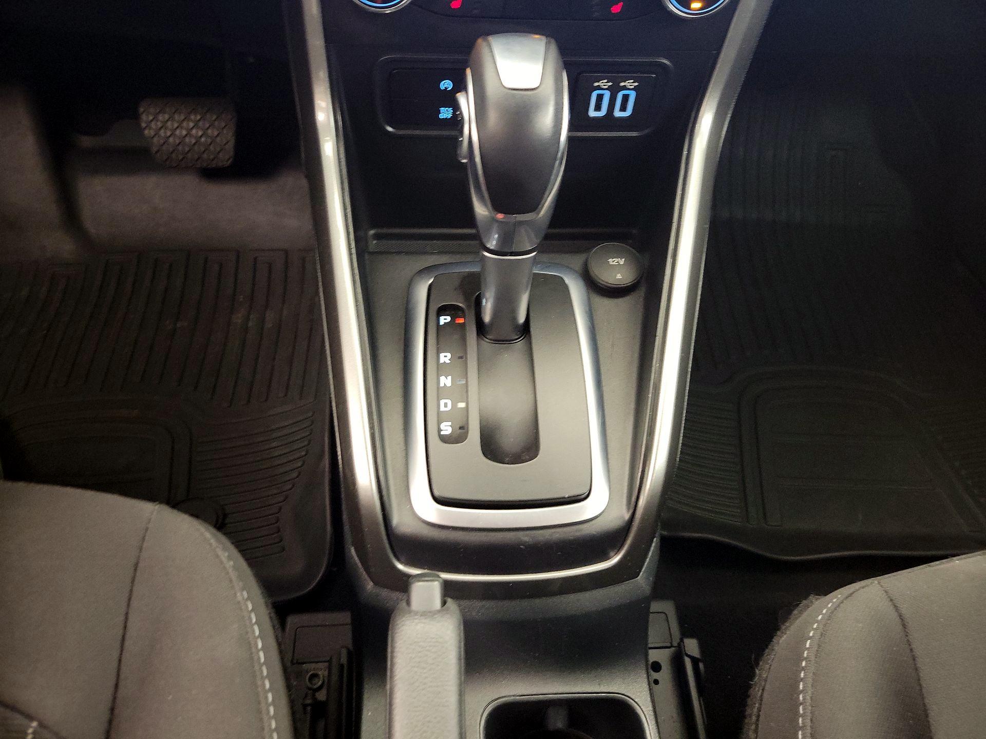 Thumbnail: 2018 Ford EcoSport - 18