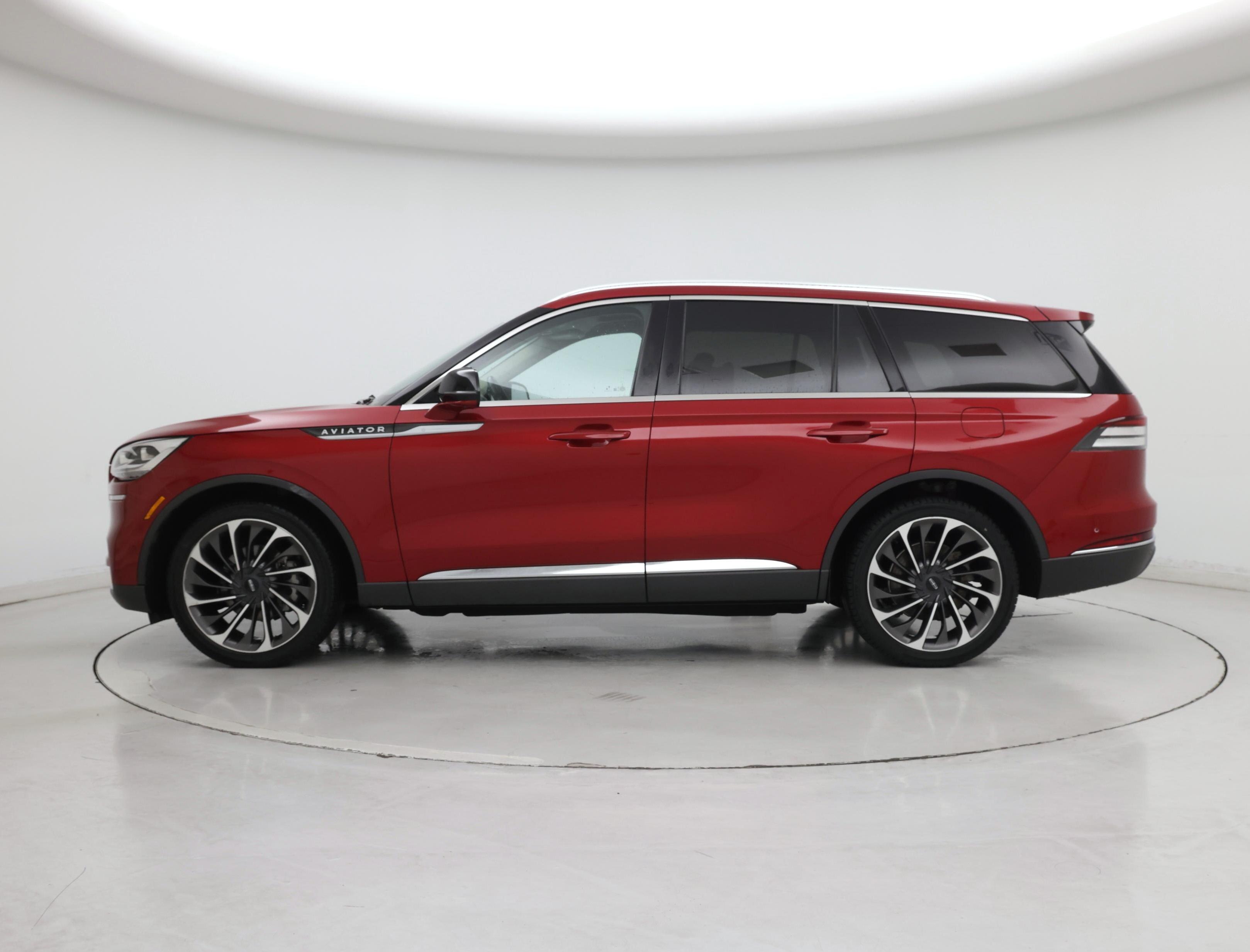Thumbnail: 2020 Lincoln Aviator - 3