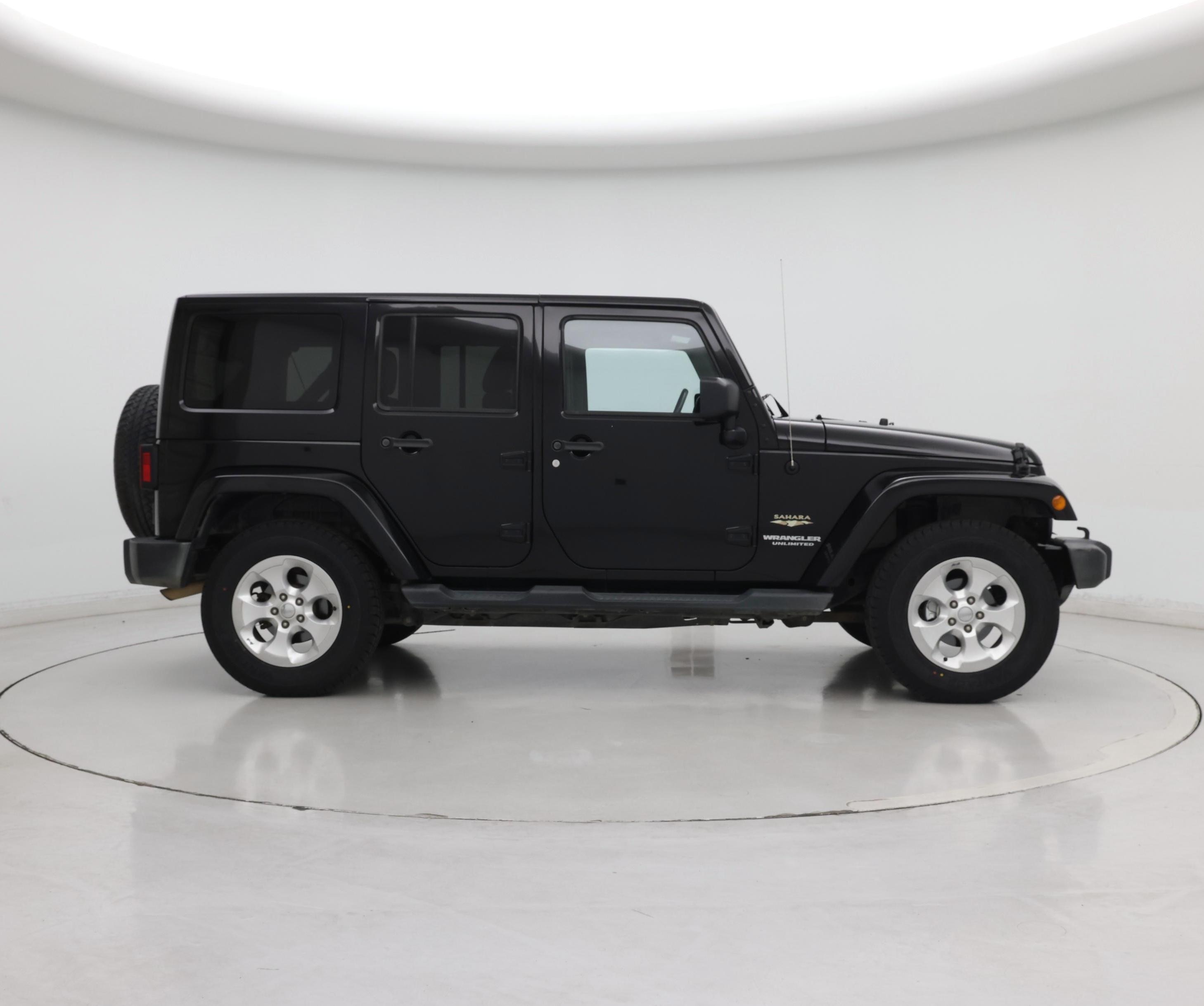 Thumbnail: 2015 Jeep Wrangler - 7