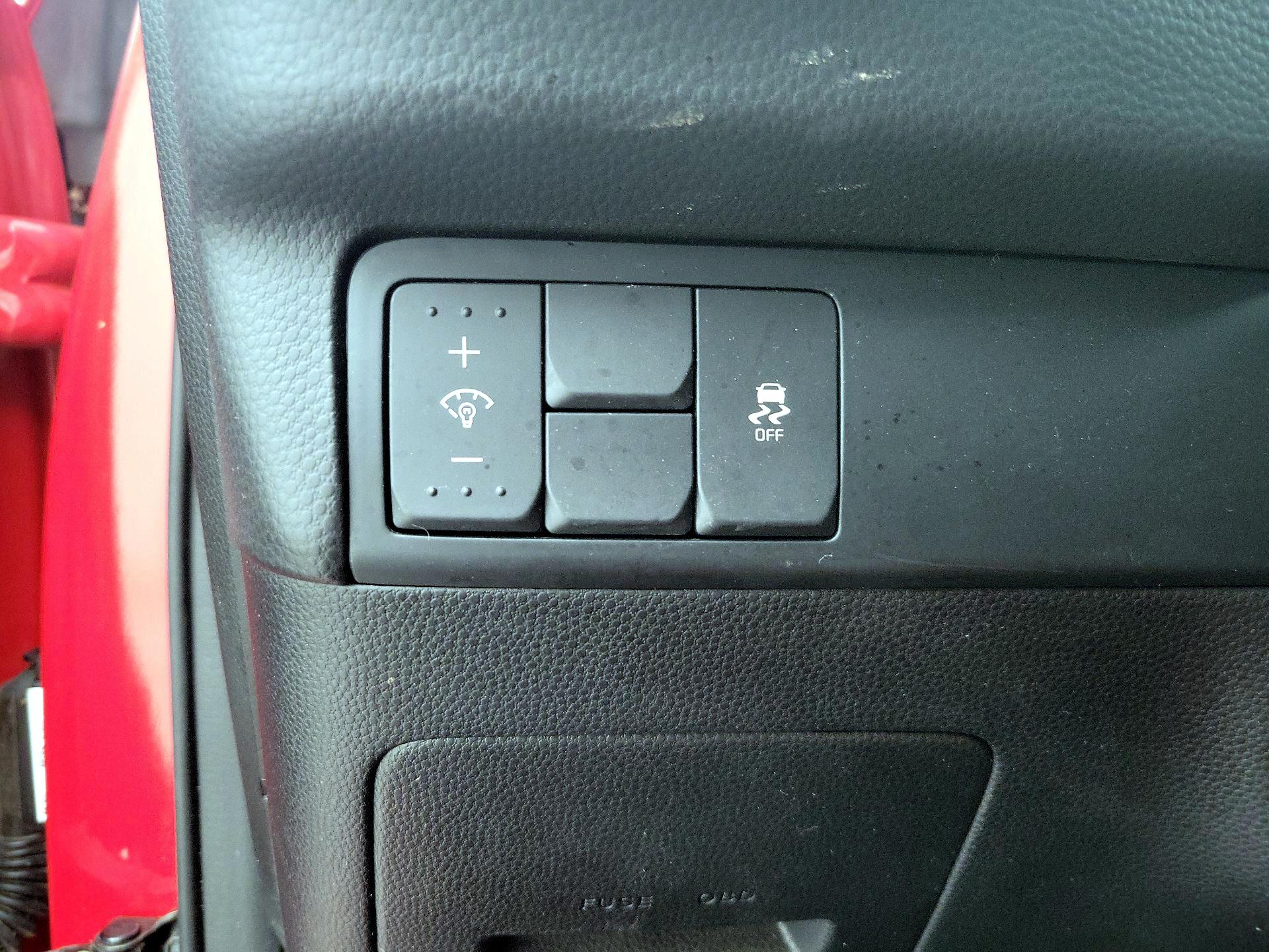 Thumbnail: 2019 Kia Soul - 13