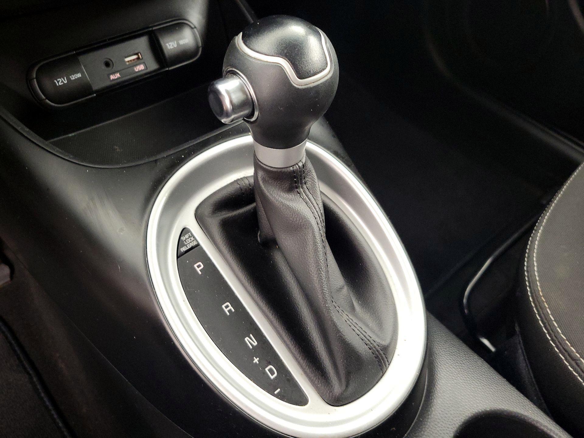 Thumbnail: 2019 Kia Soul - 17