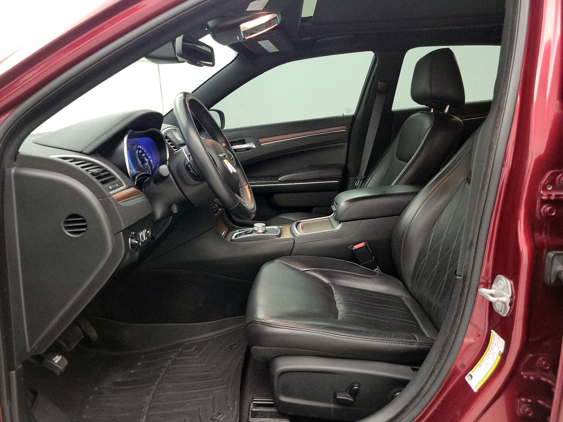 Thumbnail: 2018 Chrysler 300 - 11