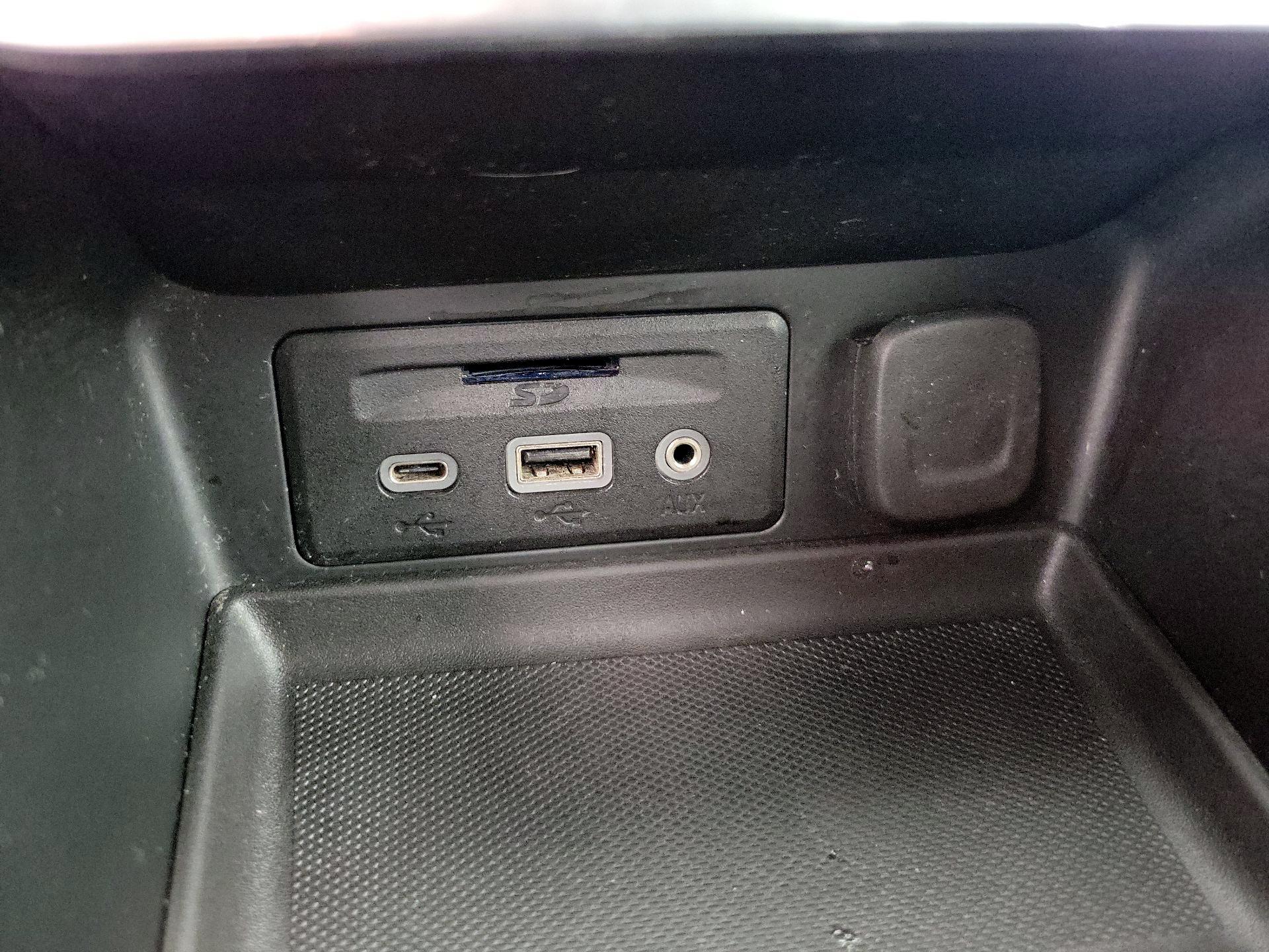 Thumbnail: 2021 GMC Terrain - 18