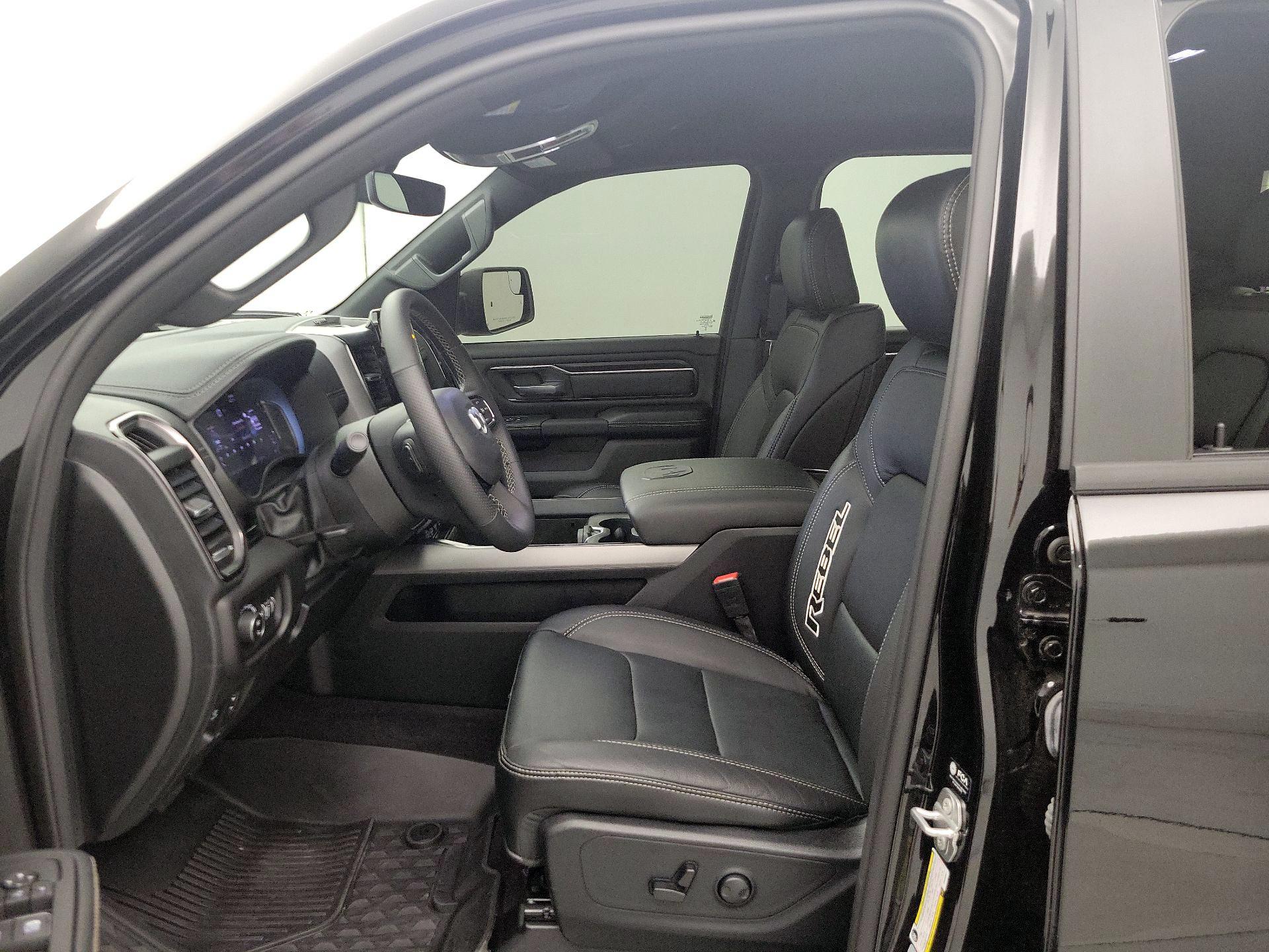 Thumbnail: 2025 RAM 1500 - 11
