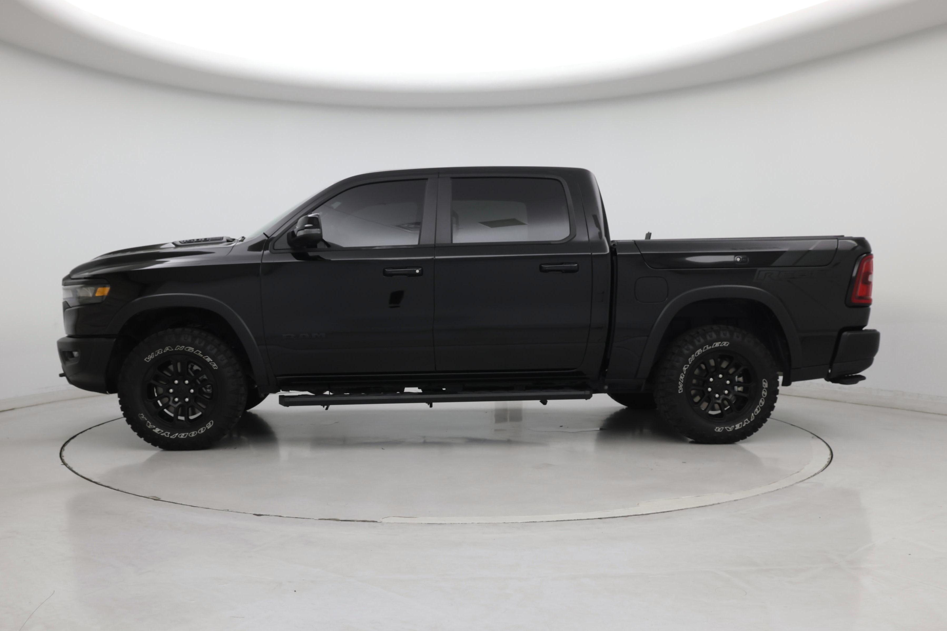 Thumbnail: 2025 RAM 1500 - 3