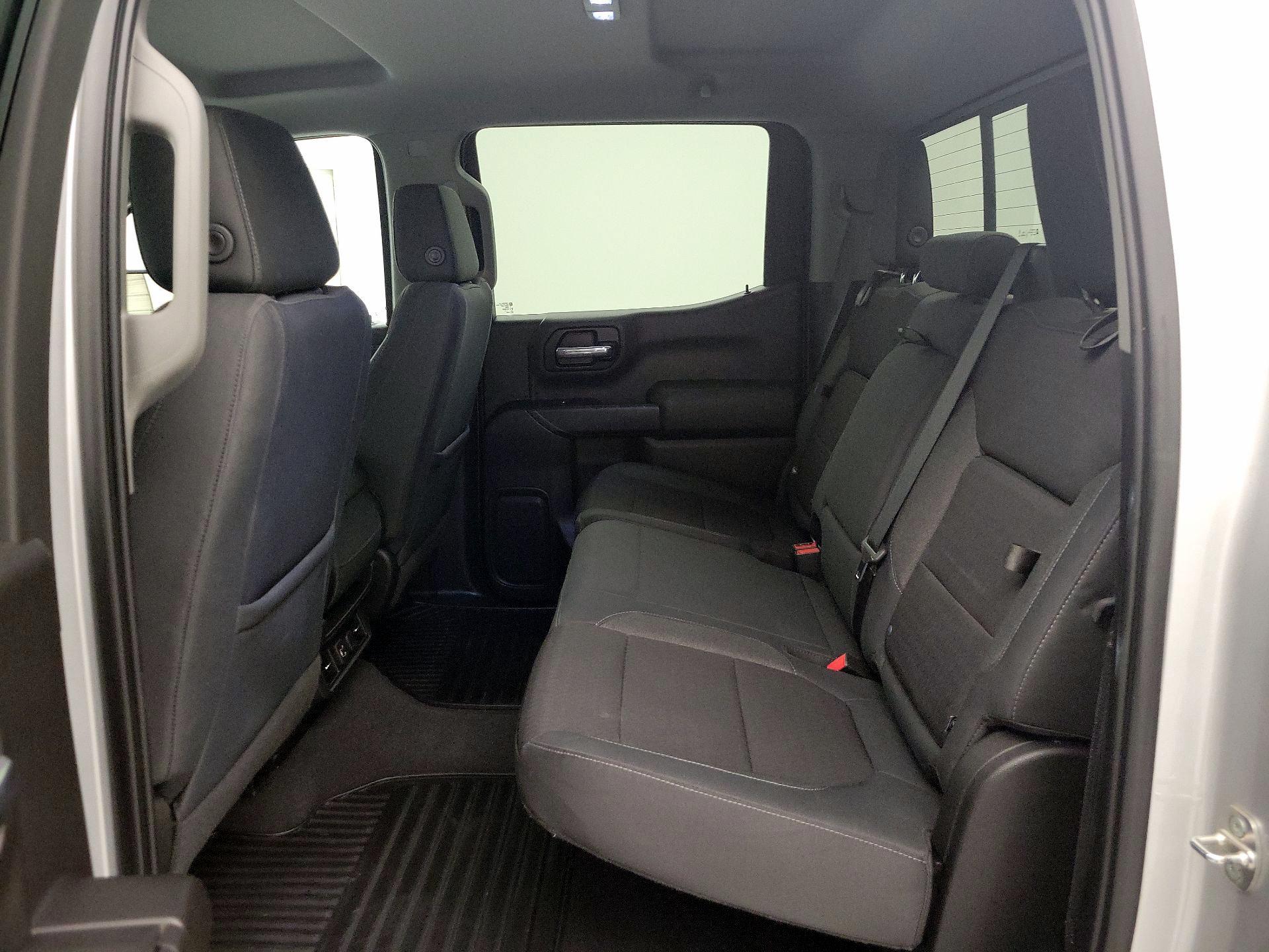 Thumbnail: 2019 Chevrolet Silverado 1500 - 19