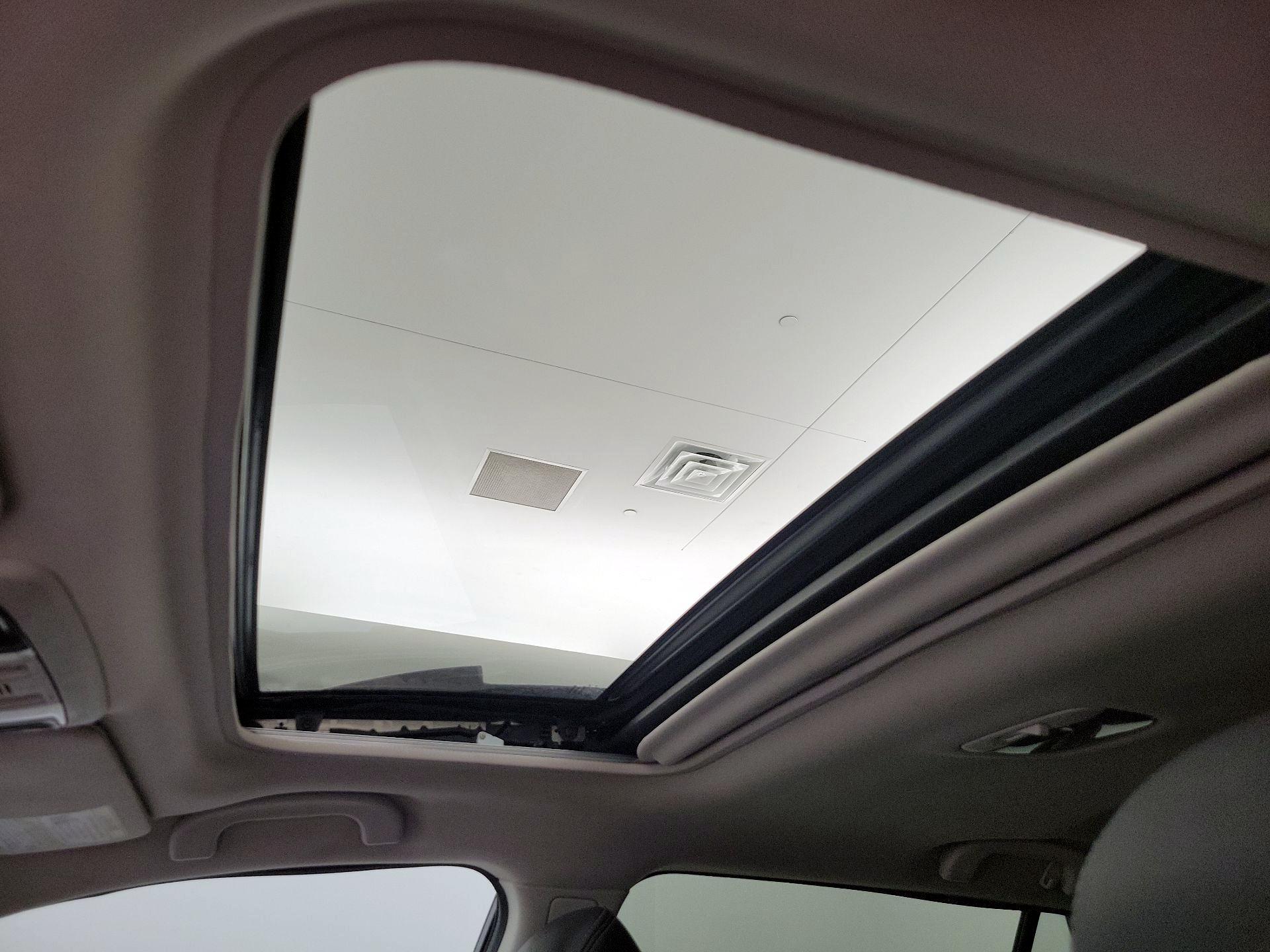 Thumbnail: 2016 Subaru Outback - 20