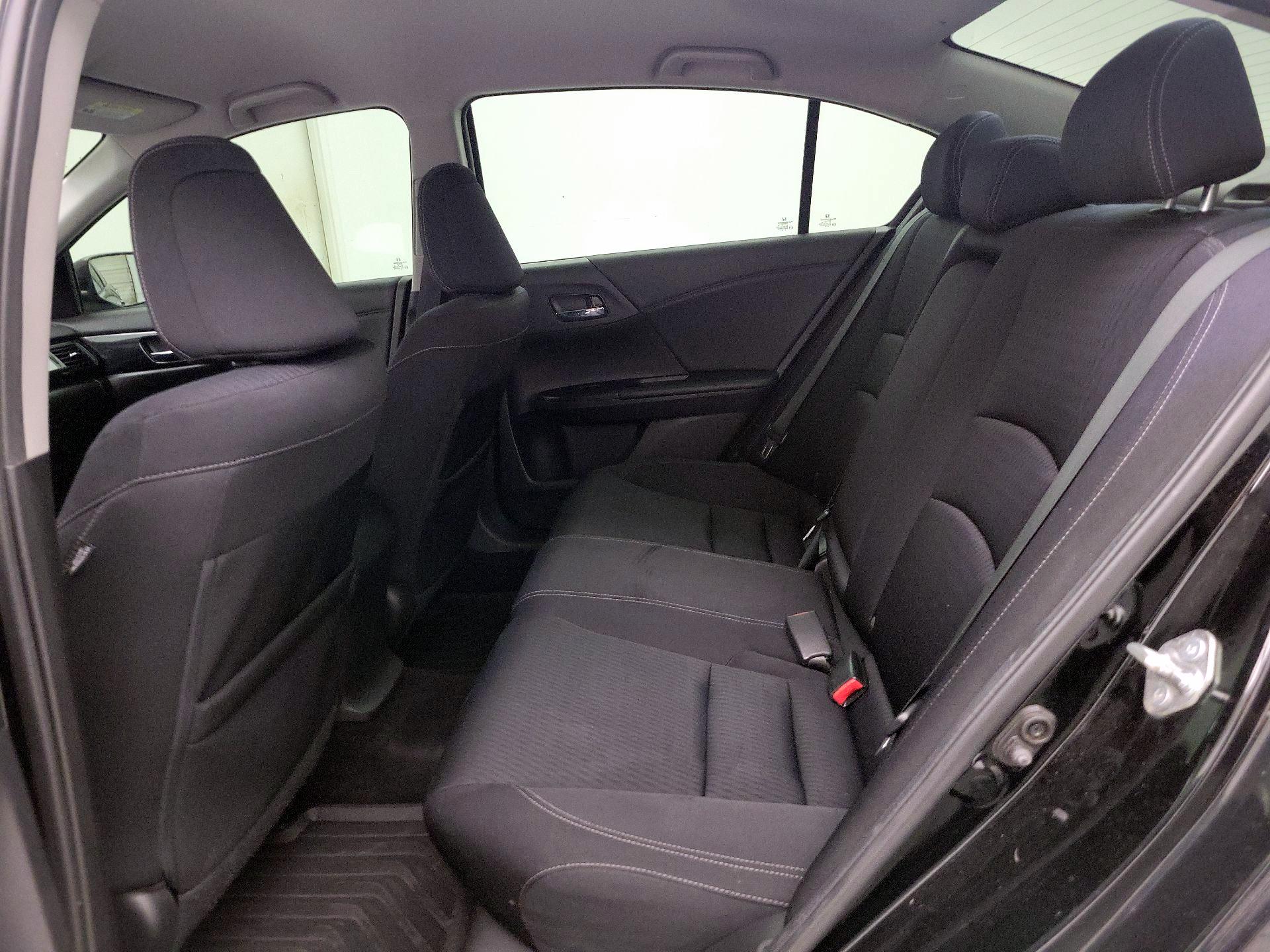Thumbnail: 2015 Honda Accord - 19
