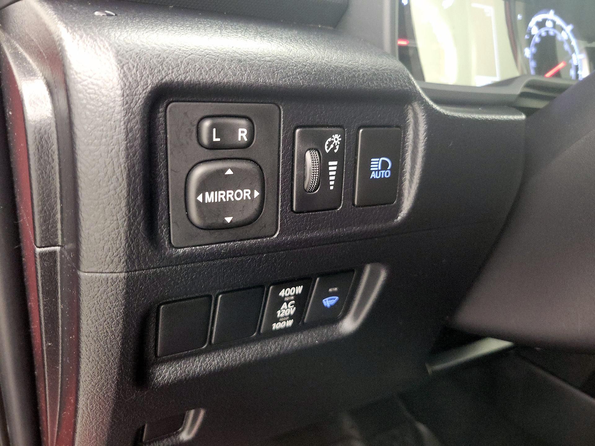 Thumbnail: 2023 Toyota 4Runner - 13